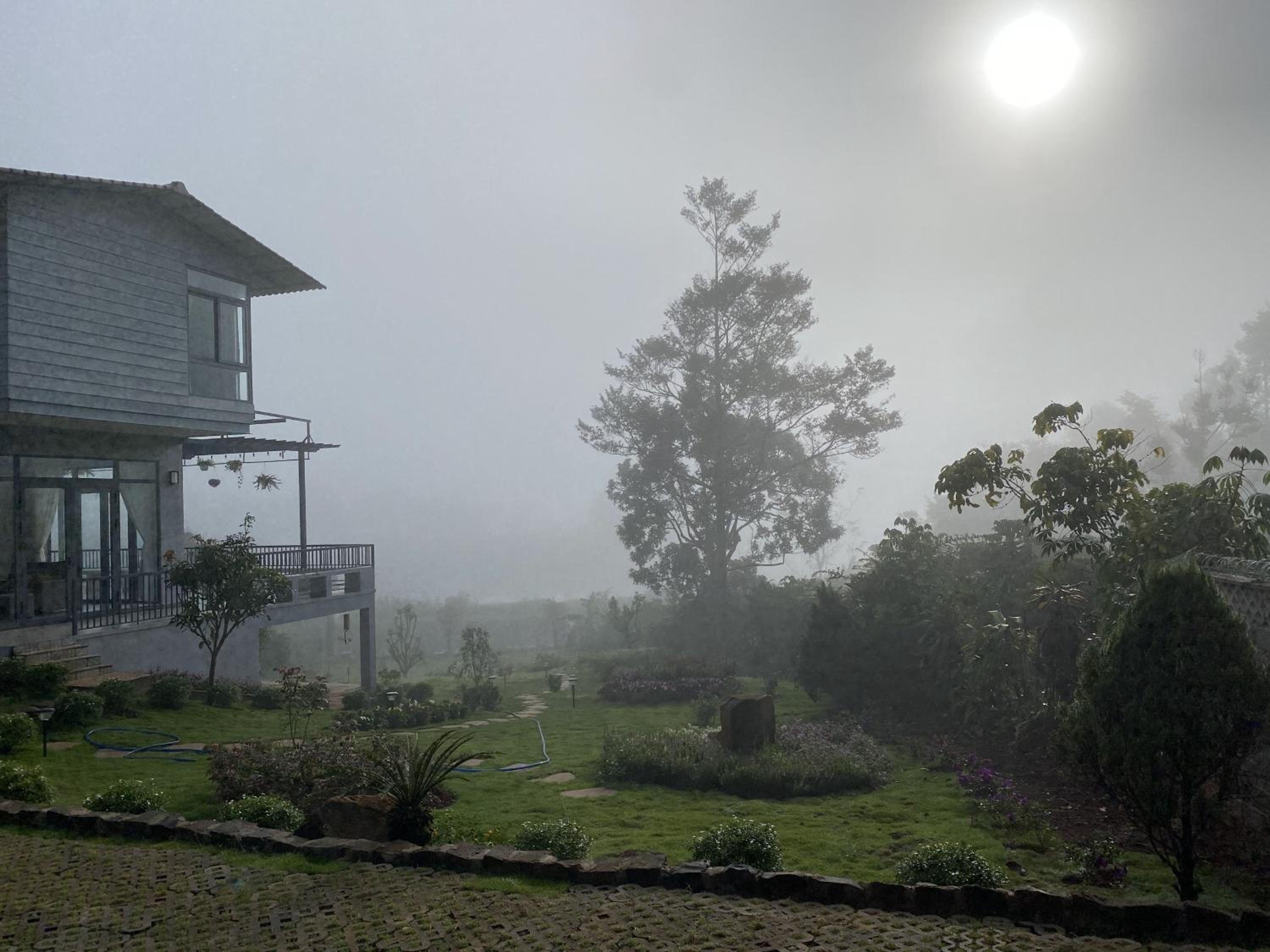 Villa photo 3