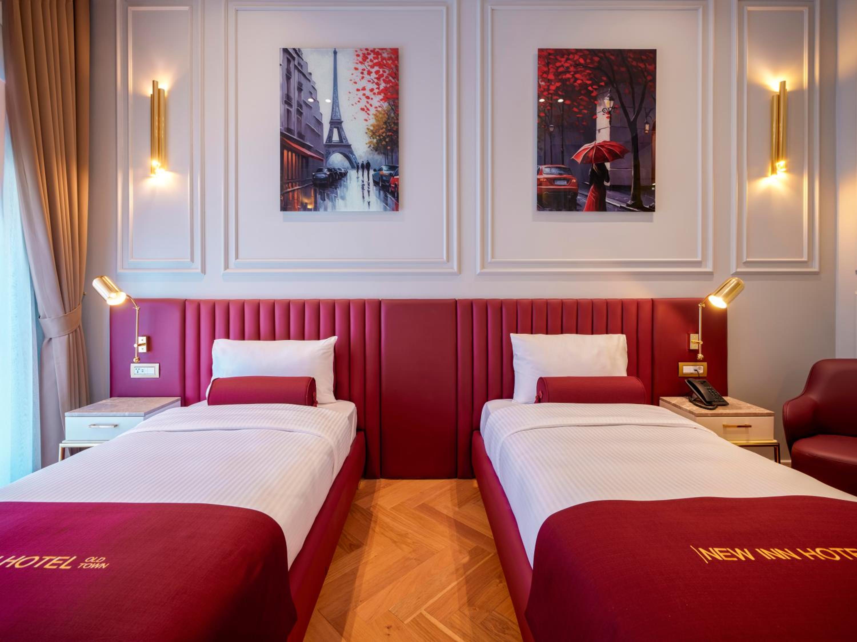 Deluxe Double or Twin Room photo 3
