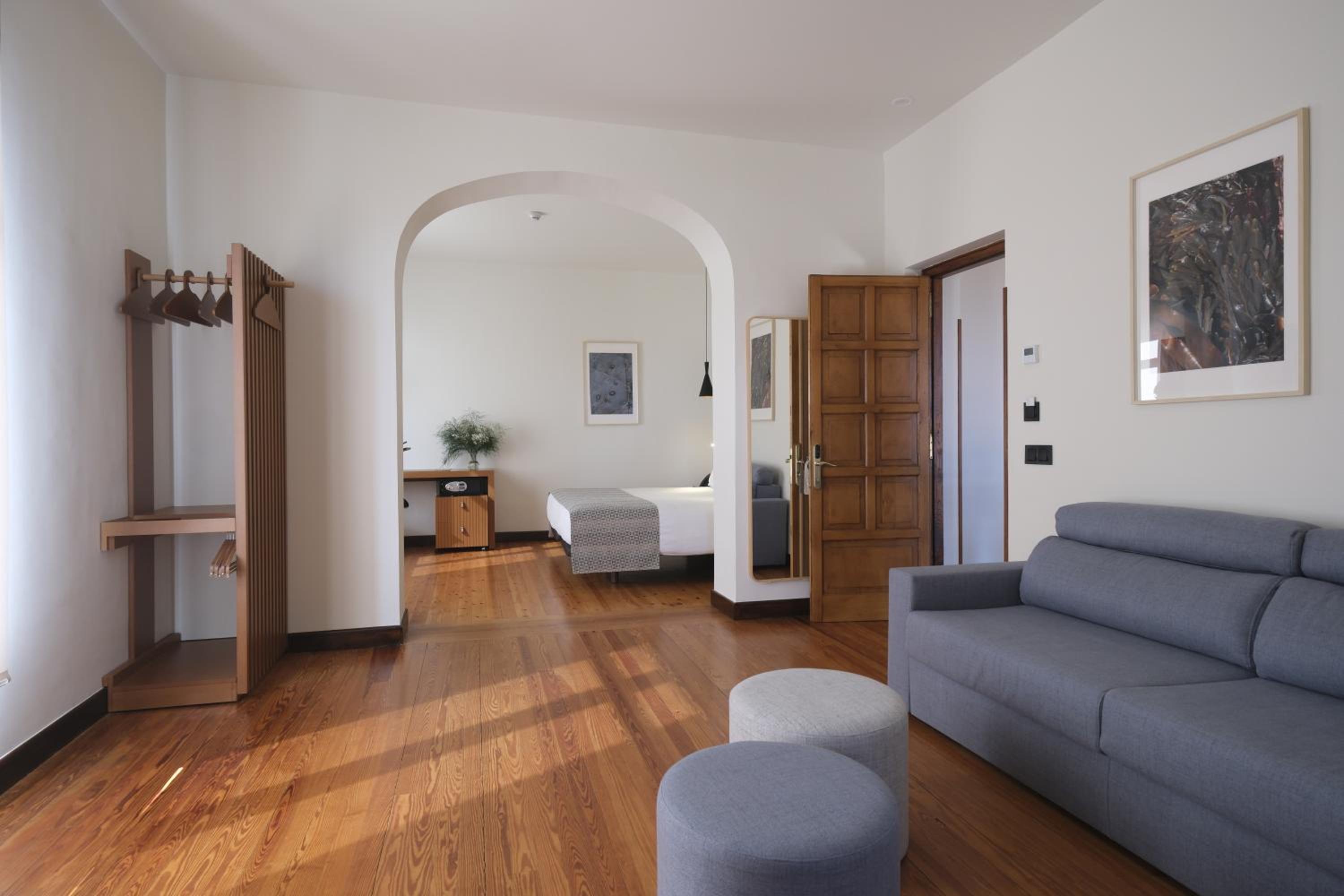Junior Suite with Terrace - Photo 8