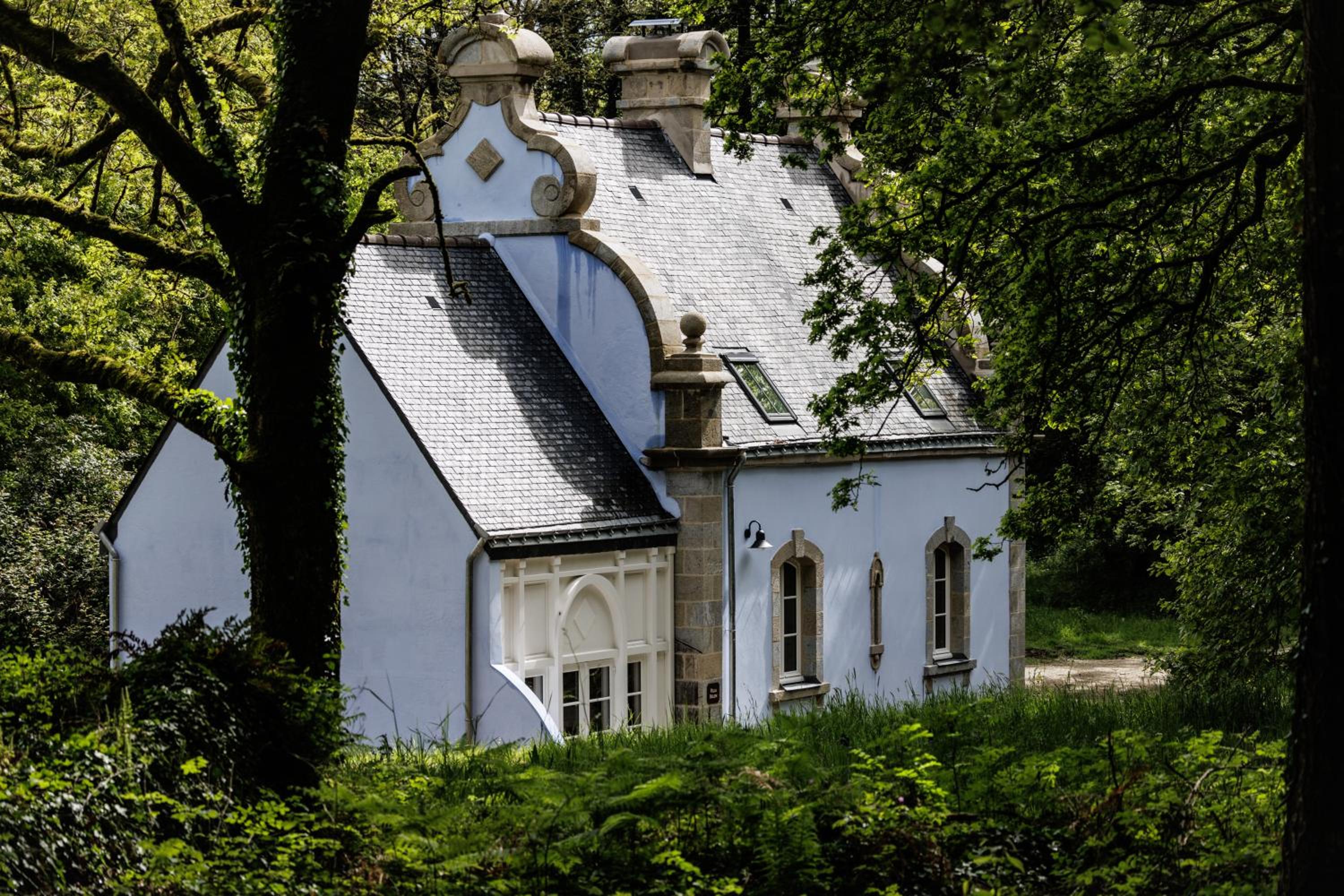 Cottage photo