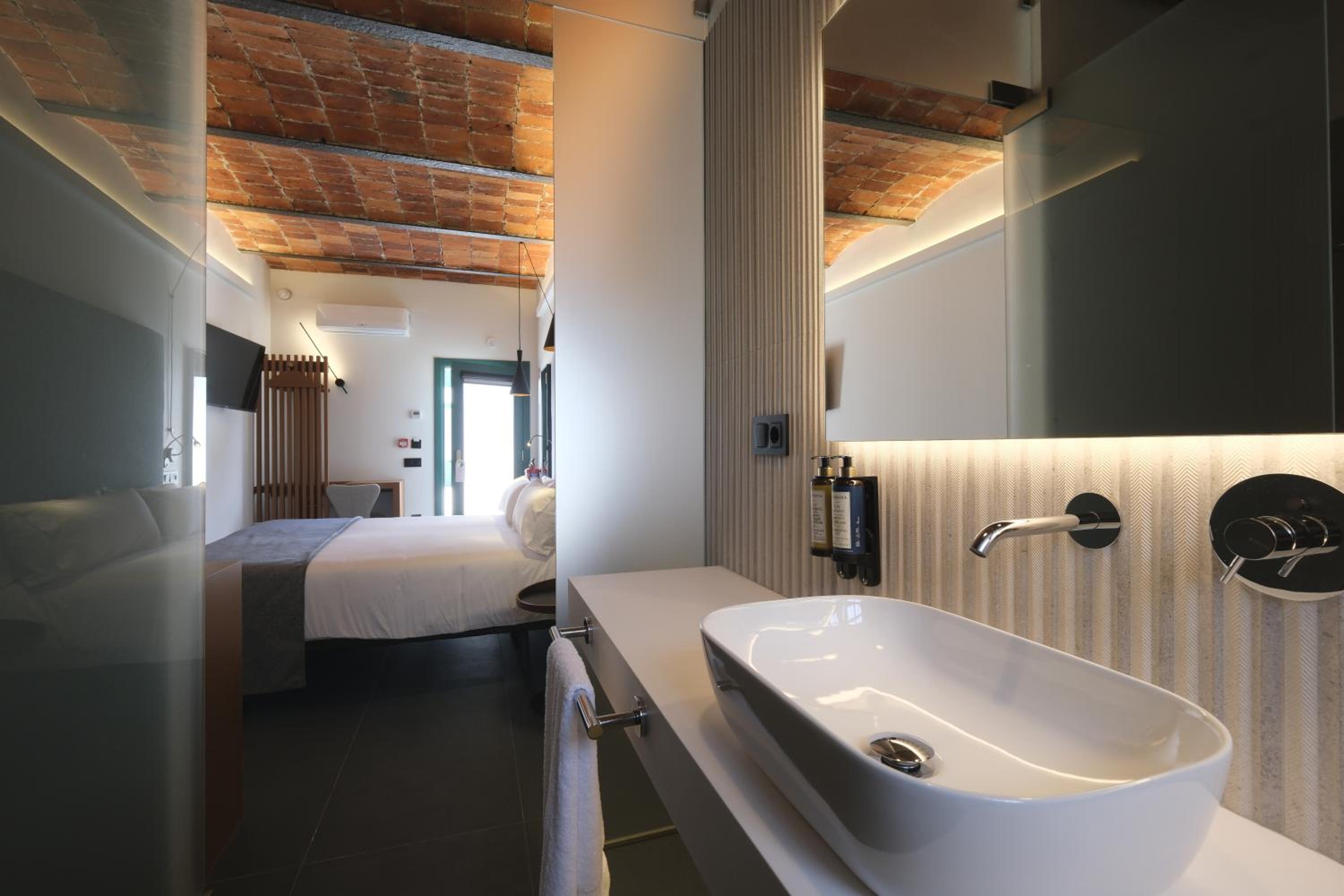 Double Room at the Guests House - Photo 3