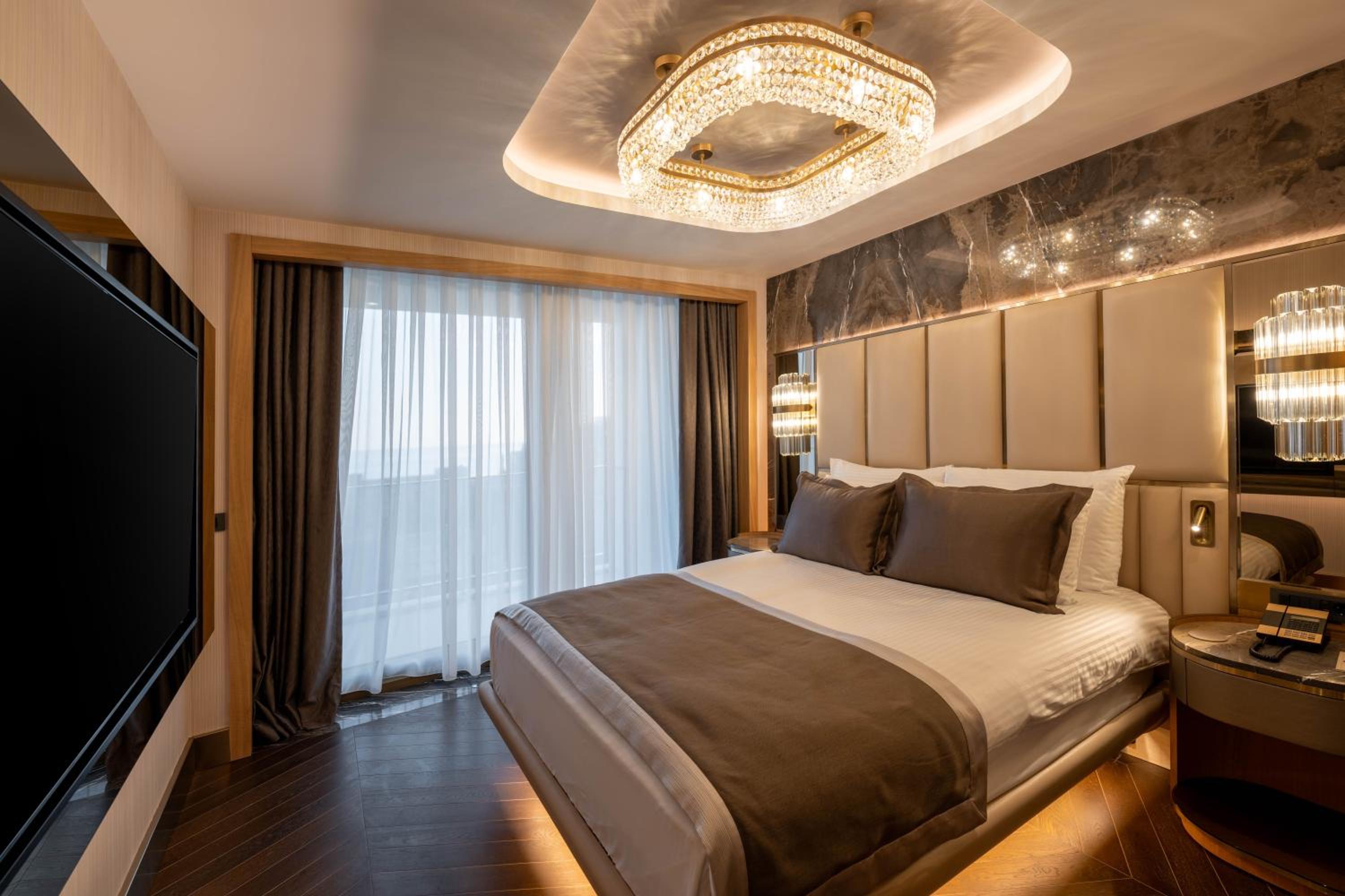 Prestige Suite