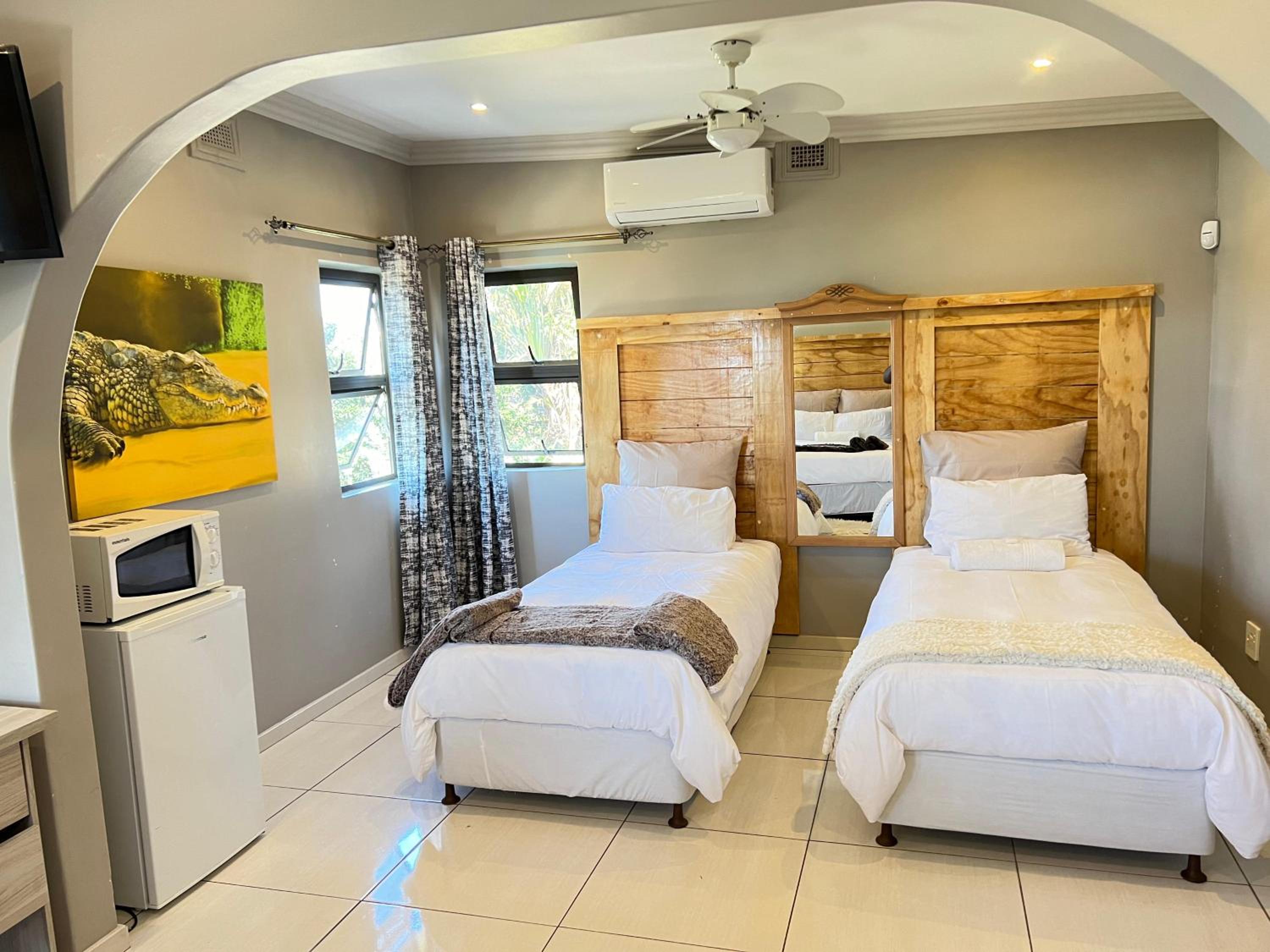 Family Room with Sea View - Photo 2