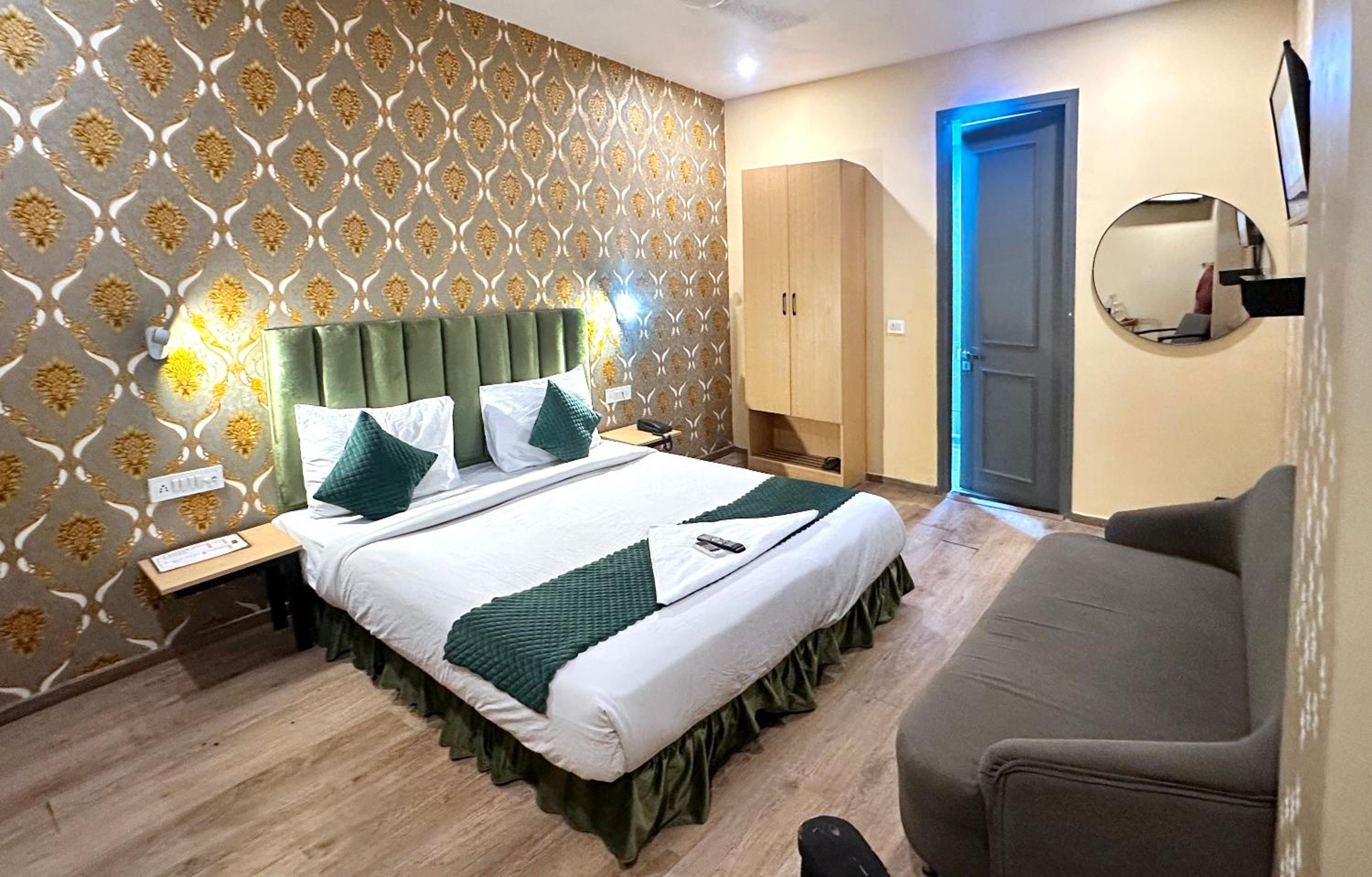 King Room