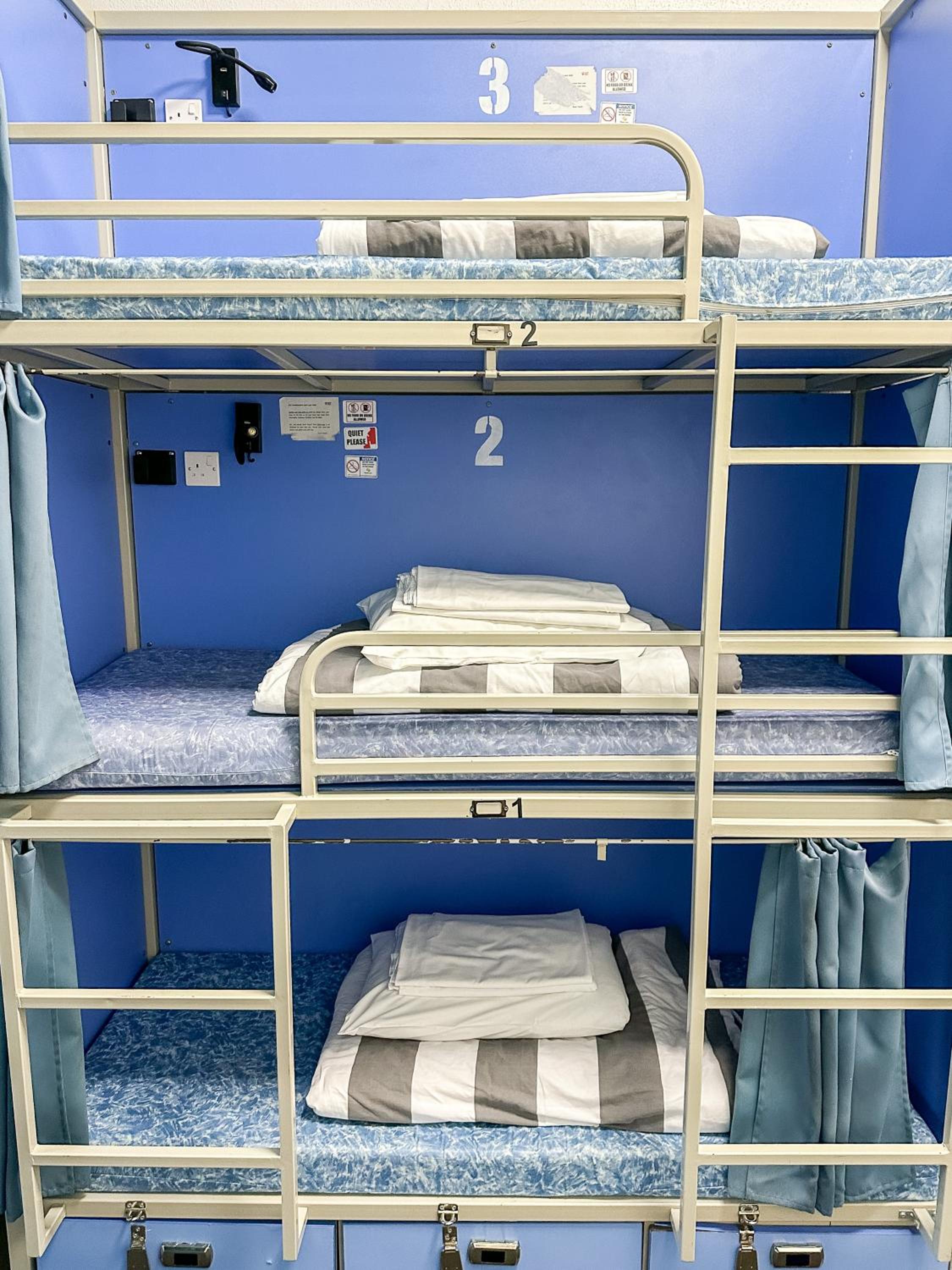 Bed in 15-Bed Mixed Dormitory Room (18-45 Years) photo 3