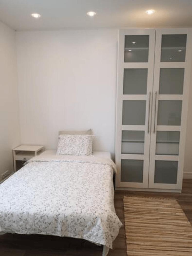 Apartment photo 2