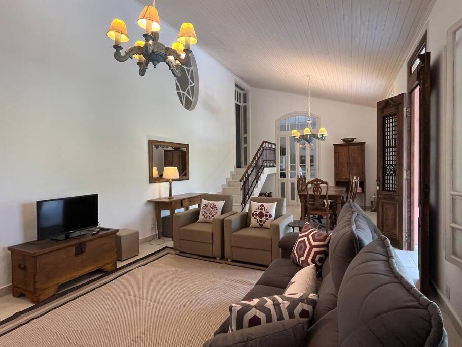 Four-Bedroom House photo 1