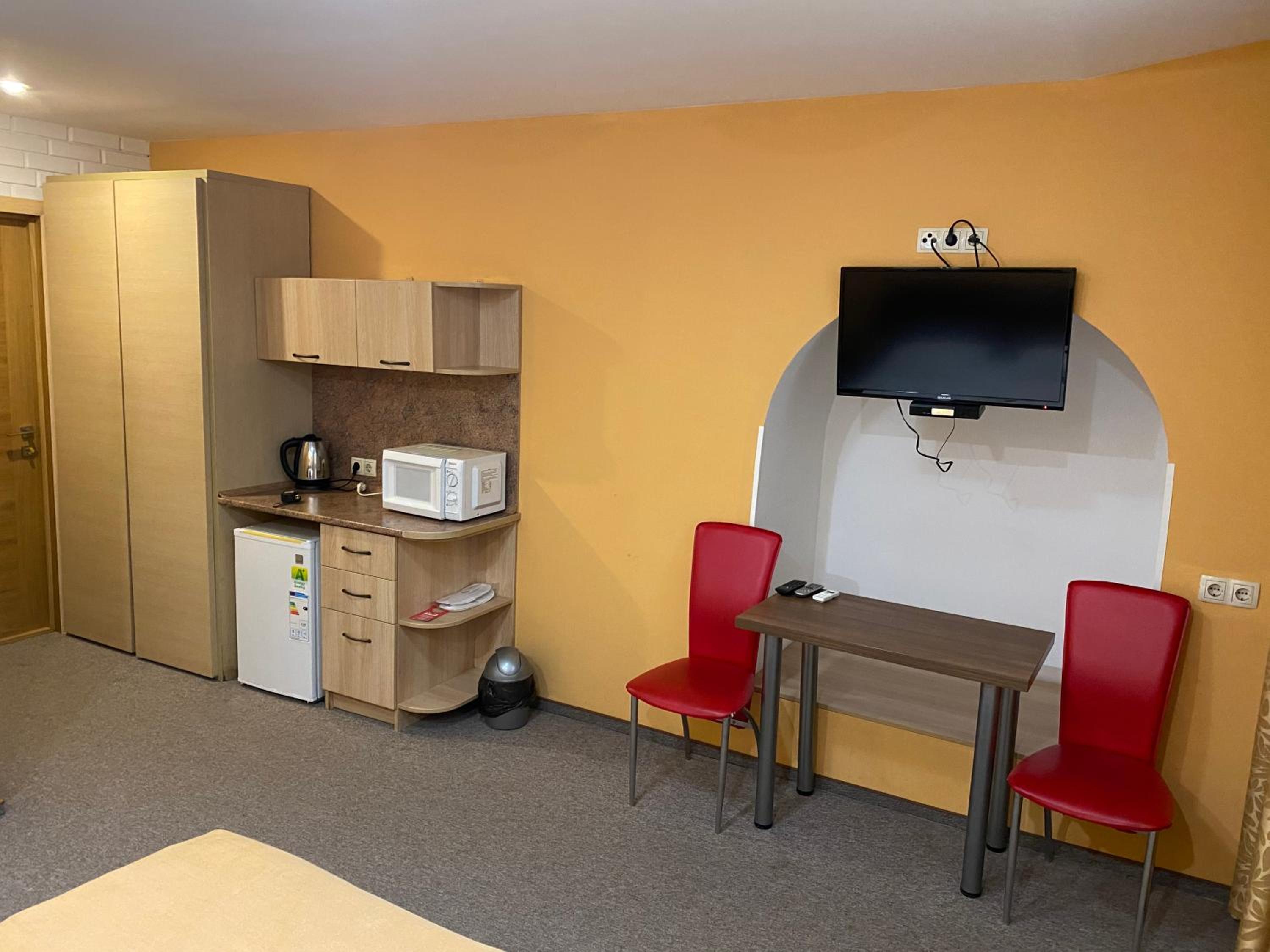 Budget Basement Double Room photo 1