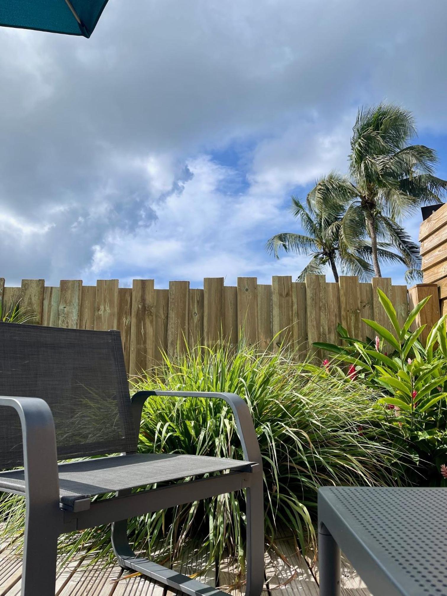 Bungalow with Patio photo 3
