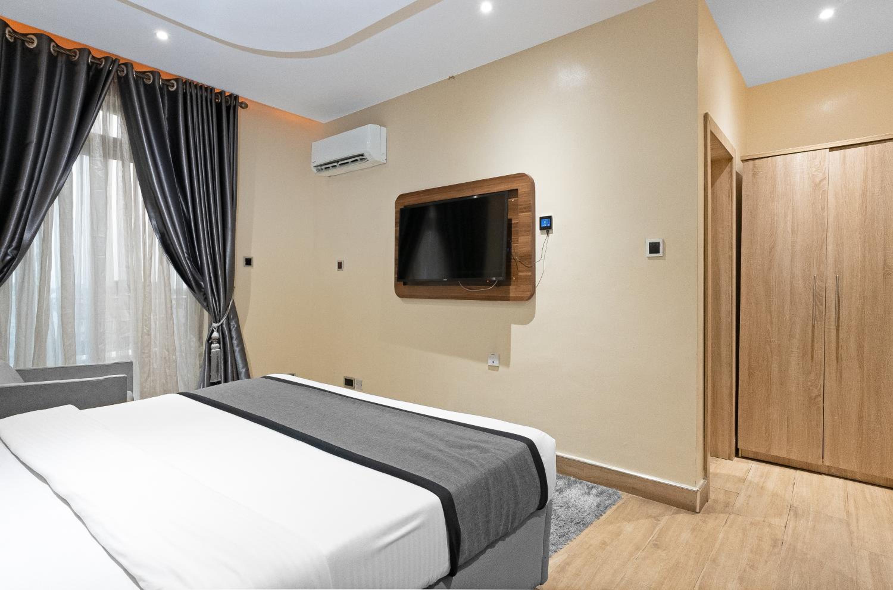 Standard Single Room