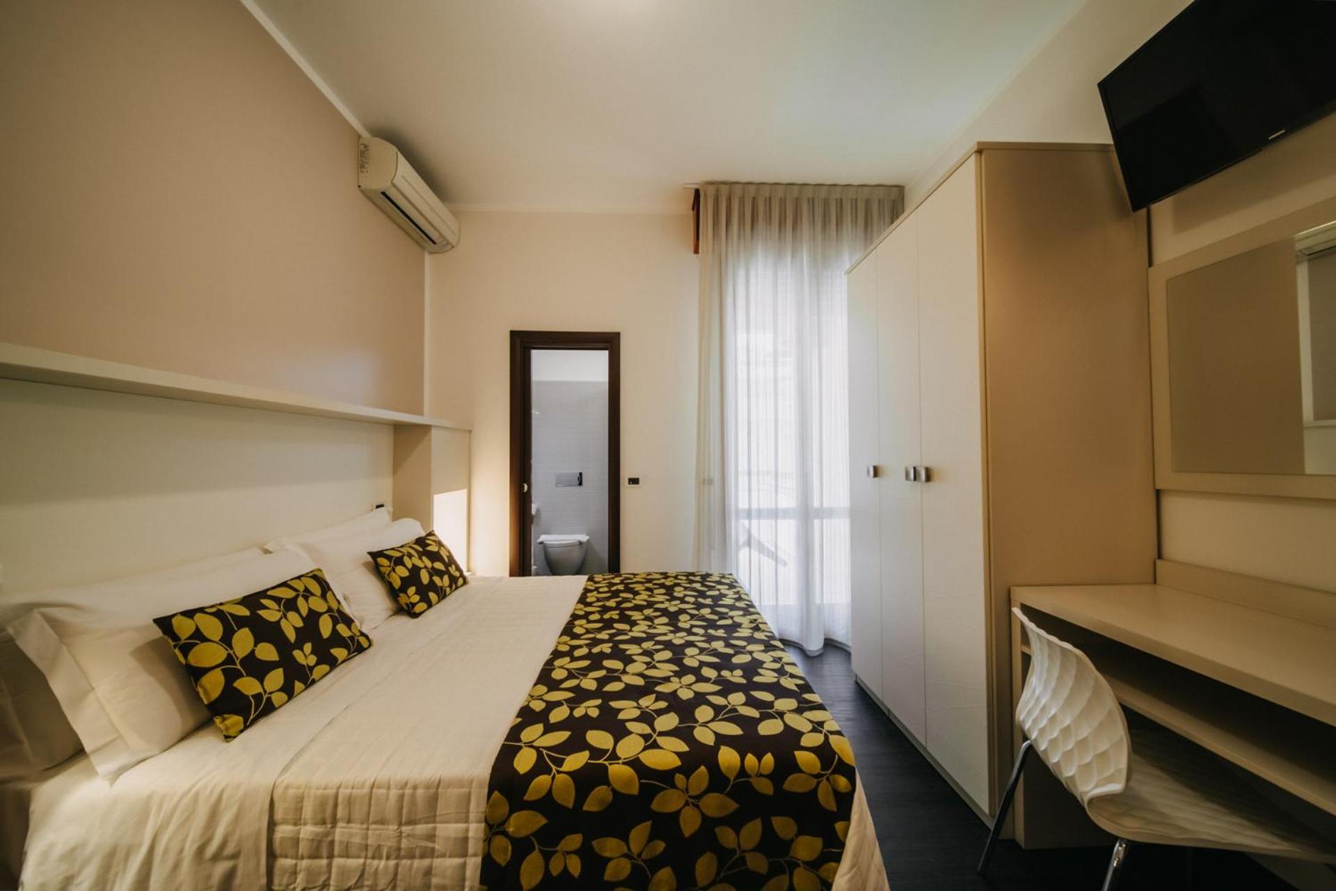 Superior Double Room - Photo 3