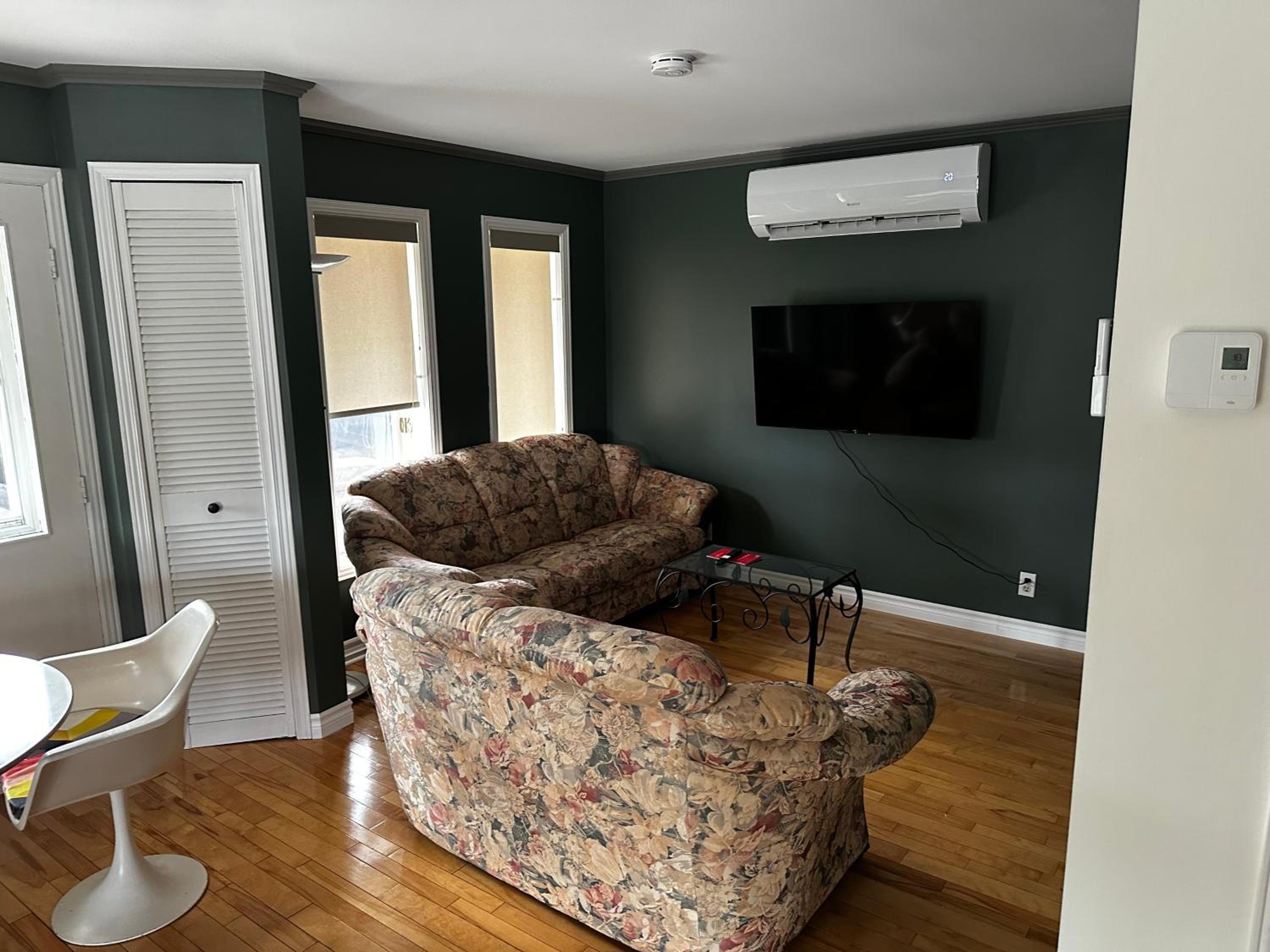 Two-Bedroom House photo 1
