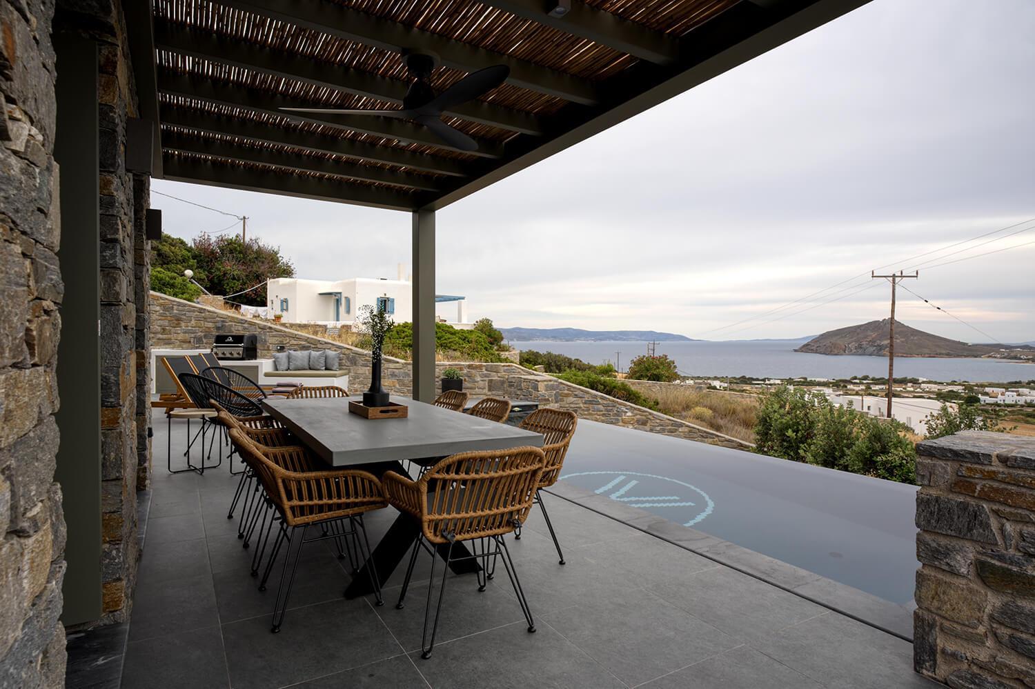 Villa photo 3