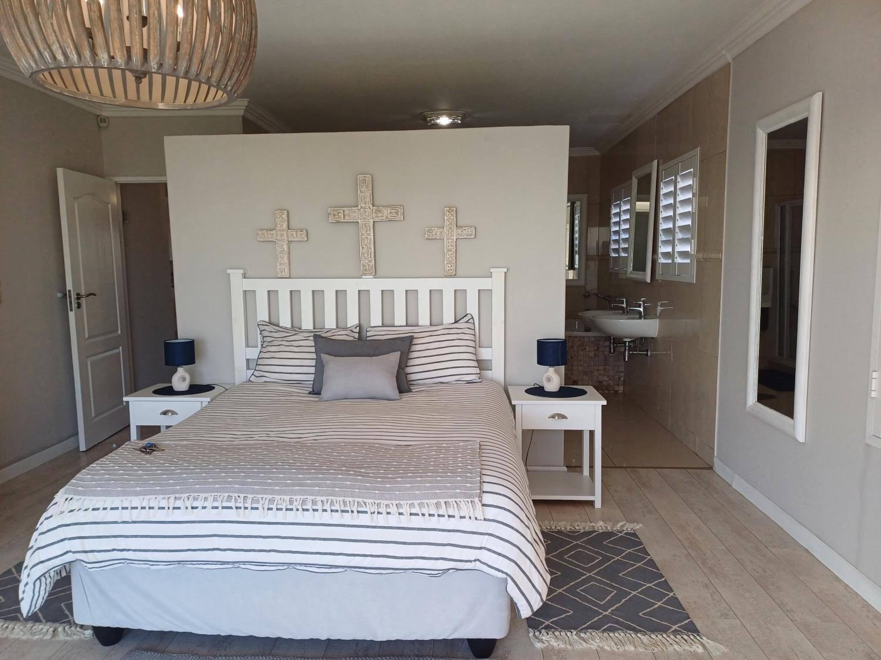 Four-Bedroom Deluxe Home - Oceanfront photo 3