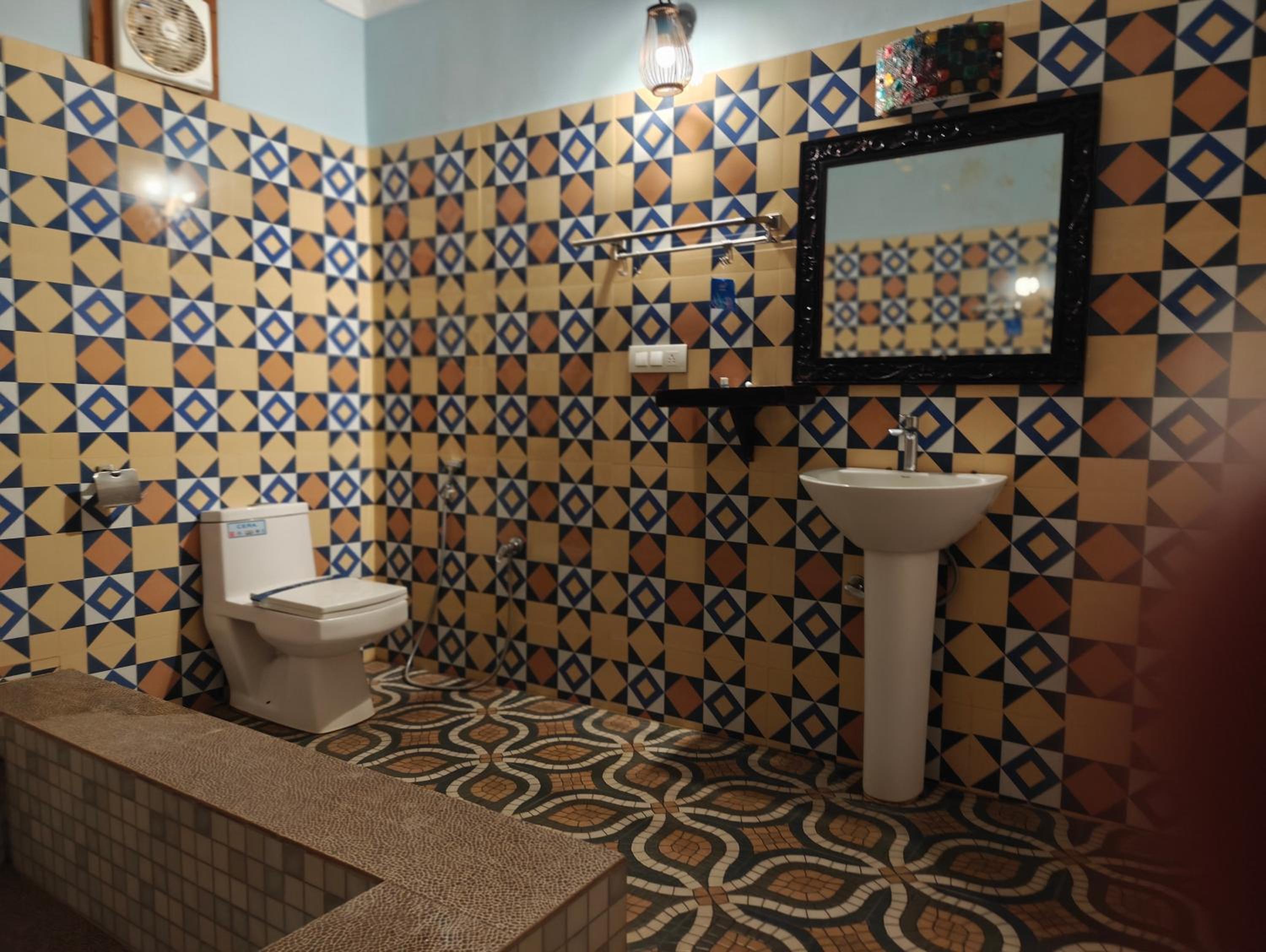 Deluxe Suite - Photo 8