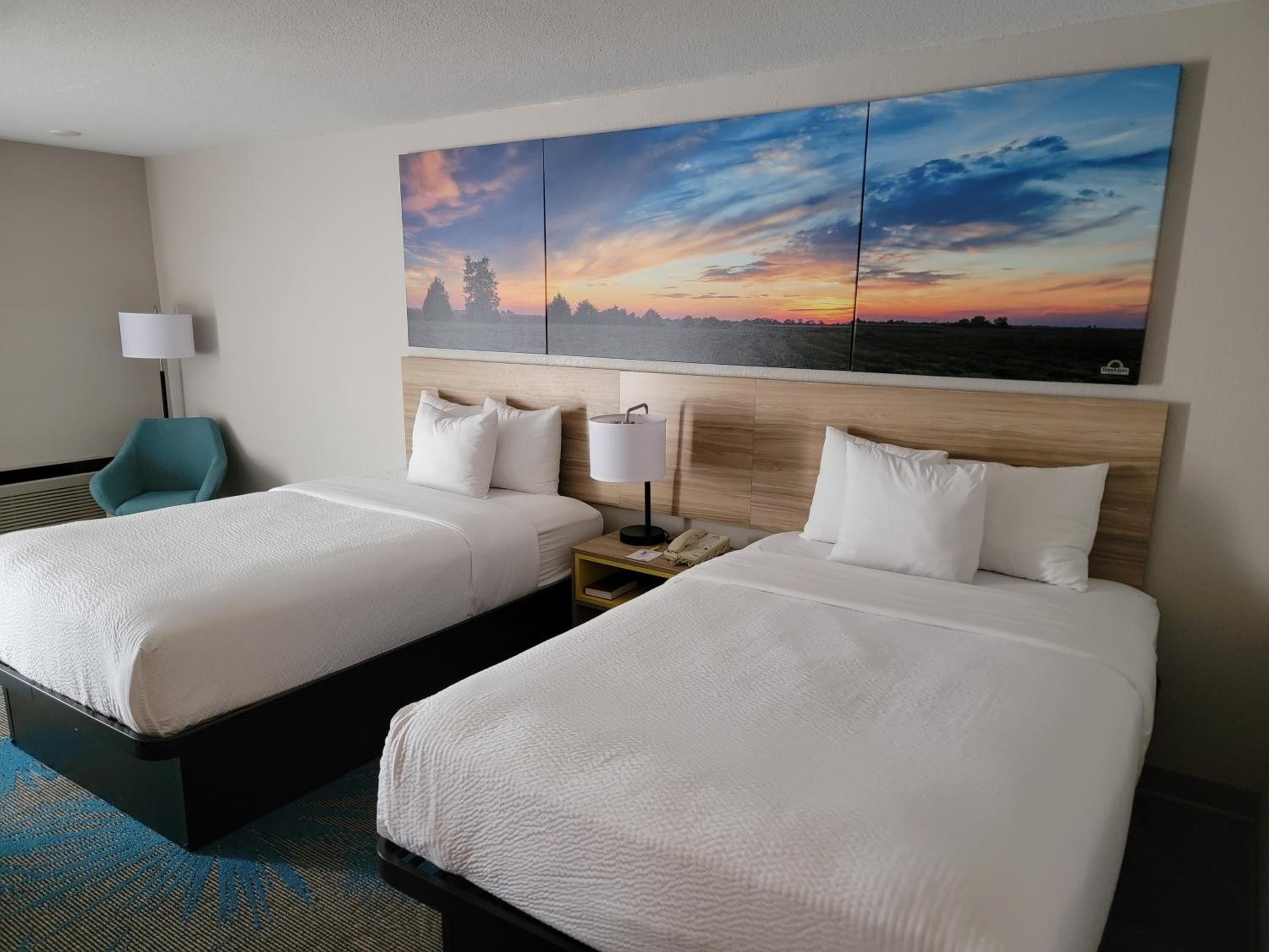Double Room with Two Double Beds - Non-Smoking photo 3