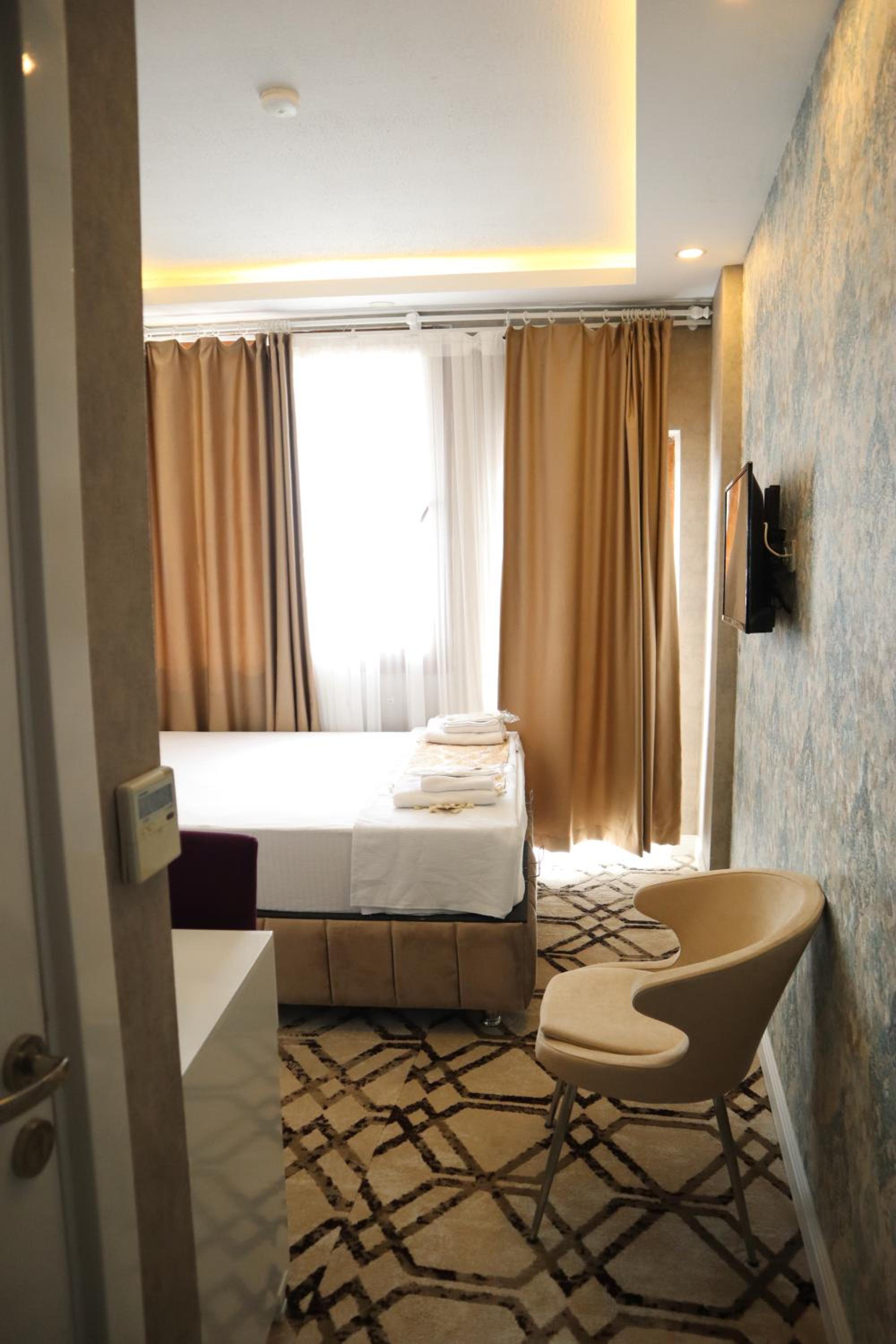 Double Room photo 3