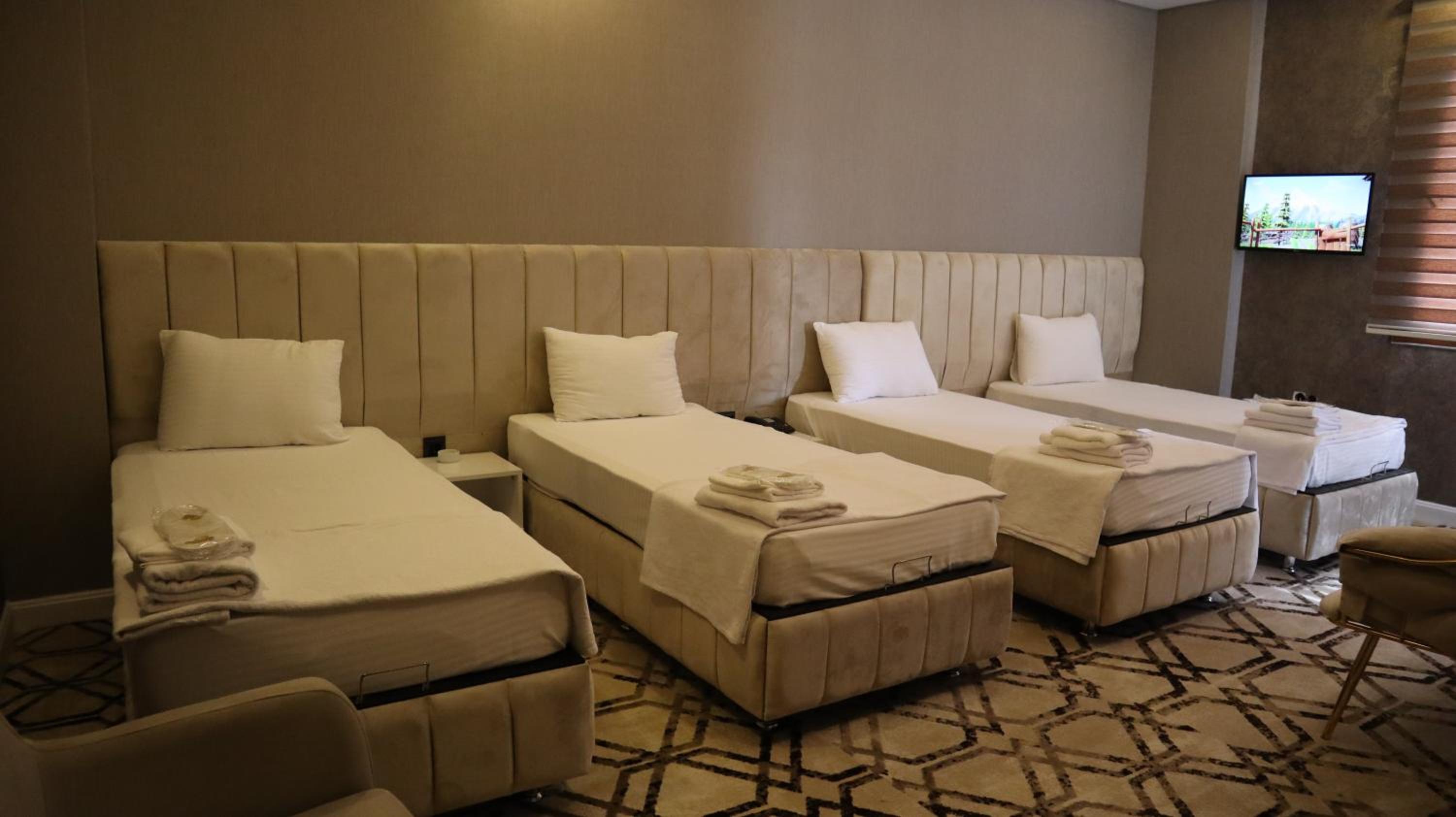 Quadruple Room photo 3