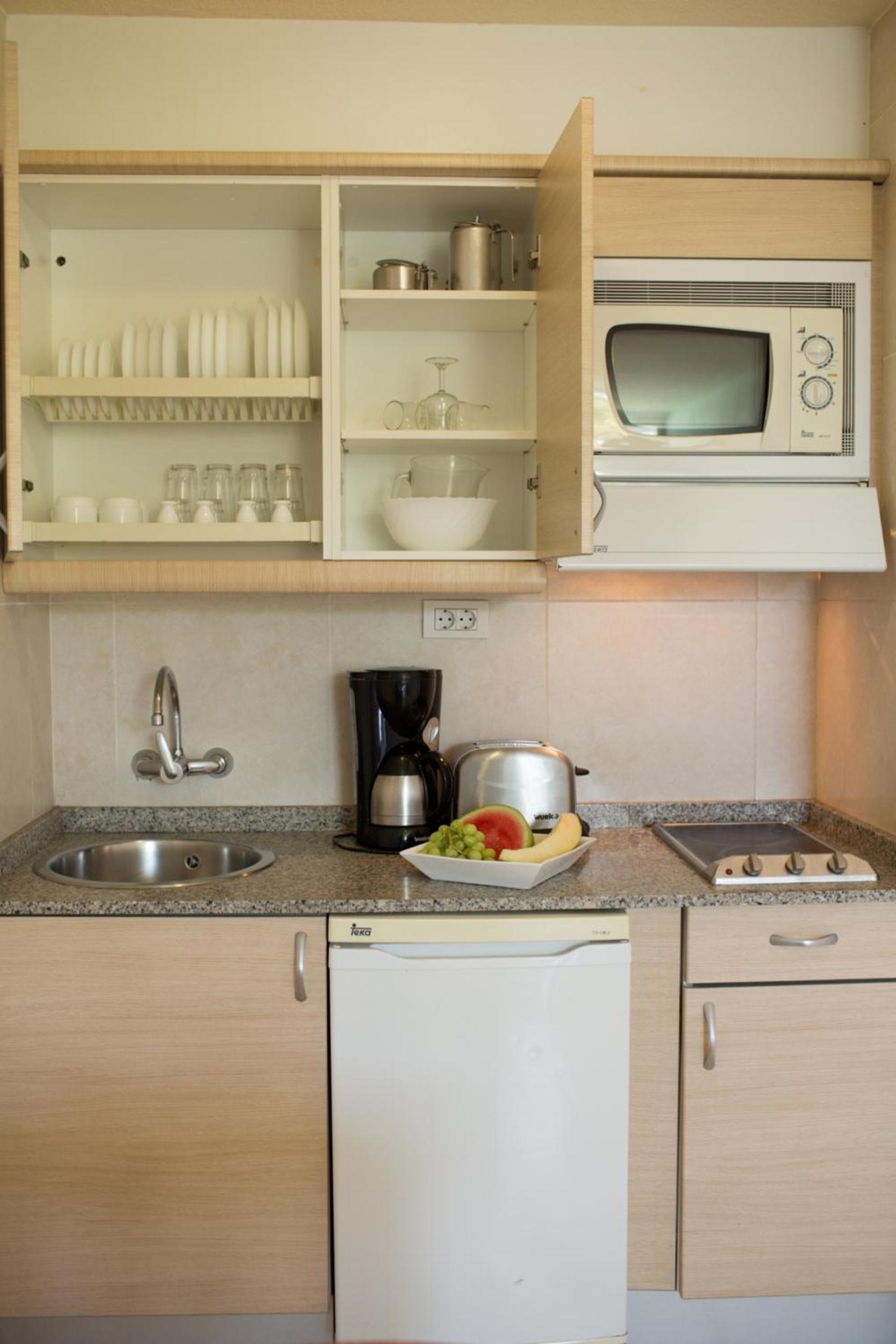  Economy One-Bedroom Apartment Without Cleaning photo 2