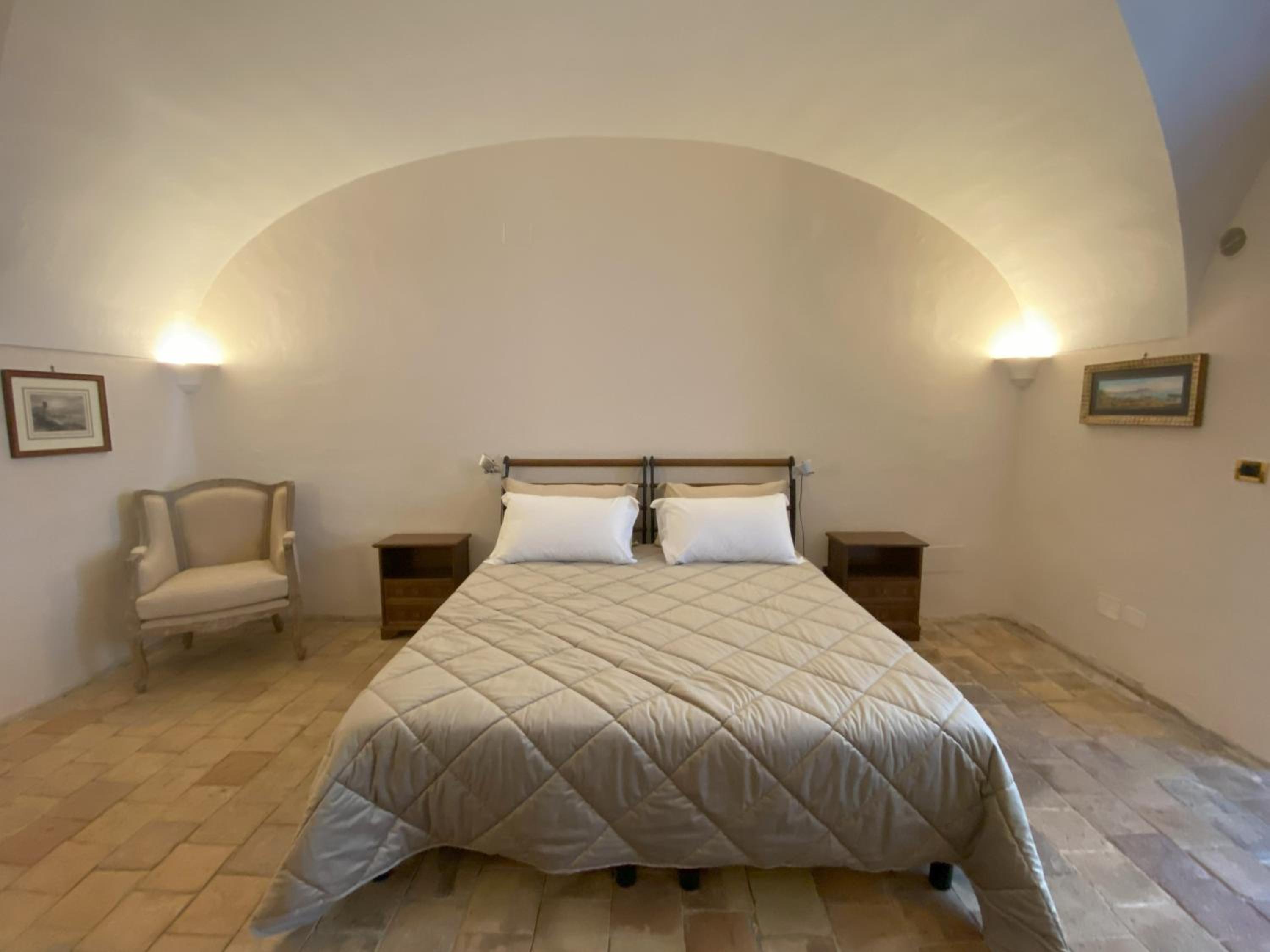Double Room with Private Bathroom photo 3