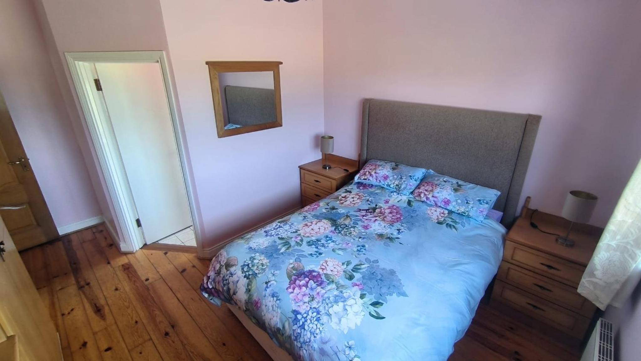 Three-Bedroom House photo 1