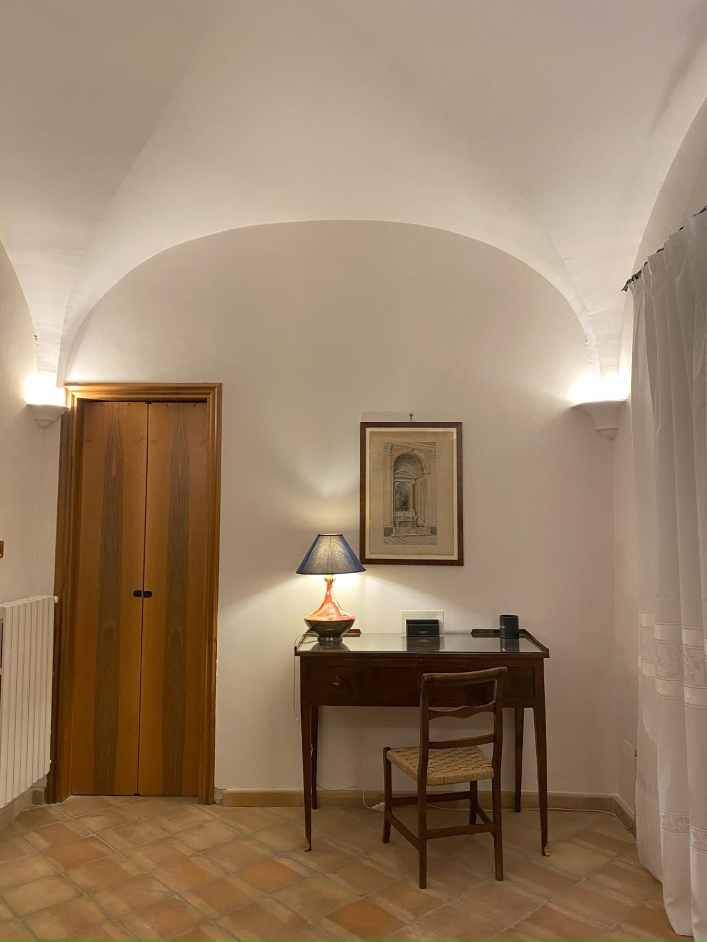 Deluxe Double Room with Shower photo 3