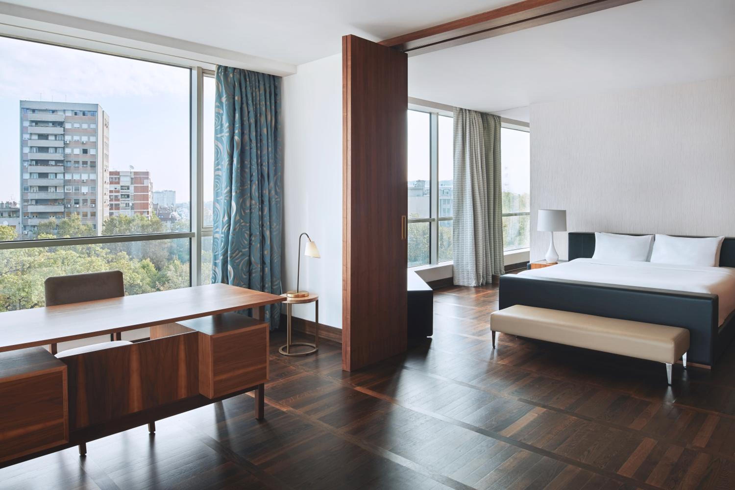 Duplex Suite - Photo 1