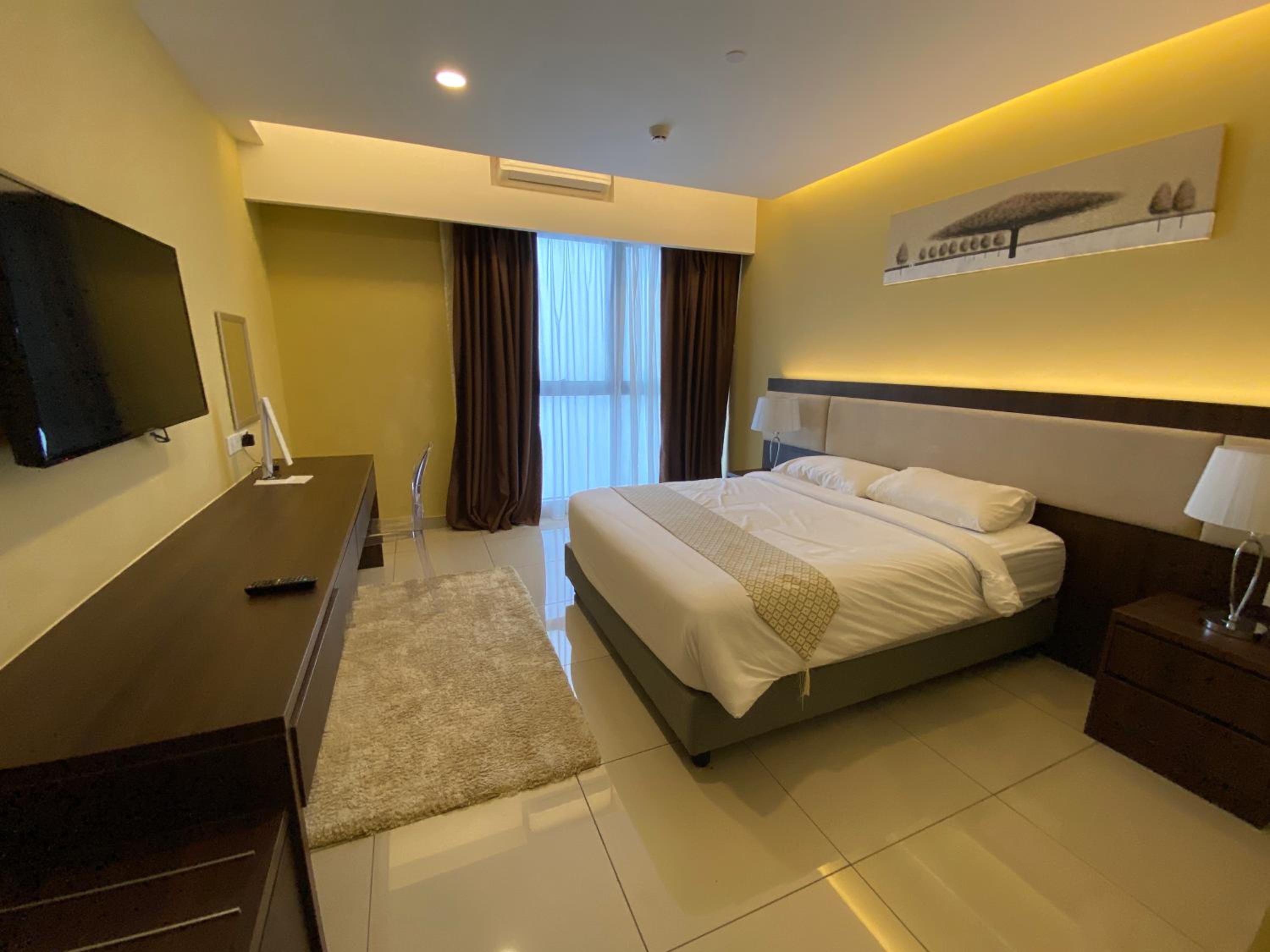 Deluxe Suite