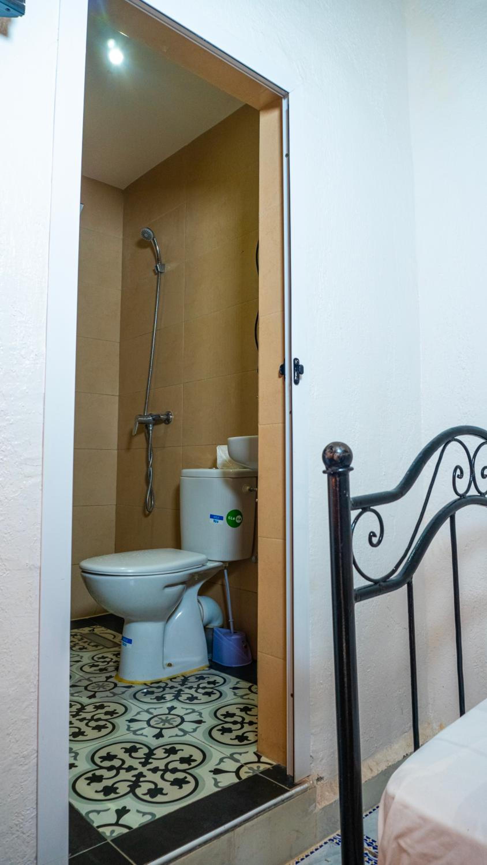 Twin Room with Private Bathroom