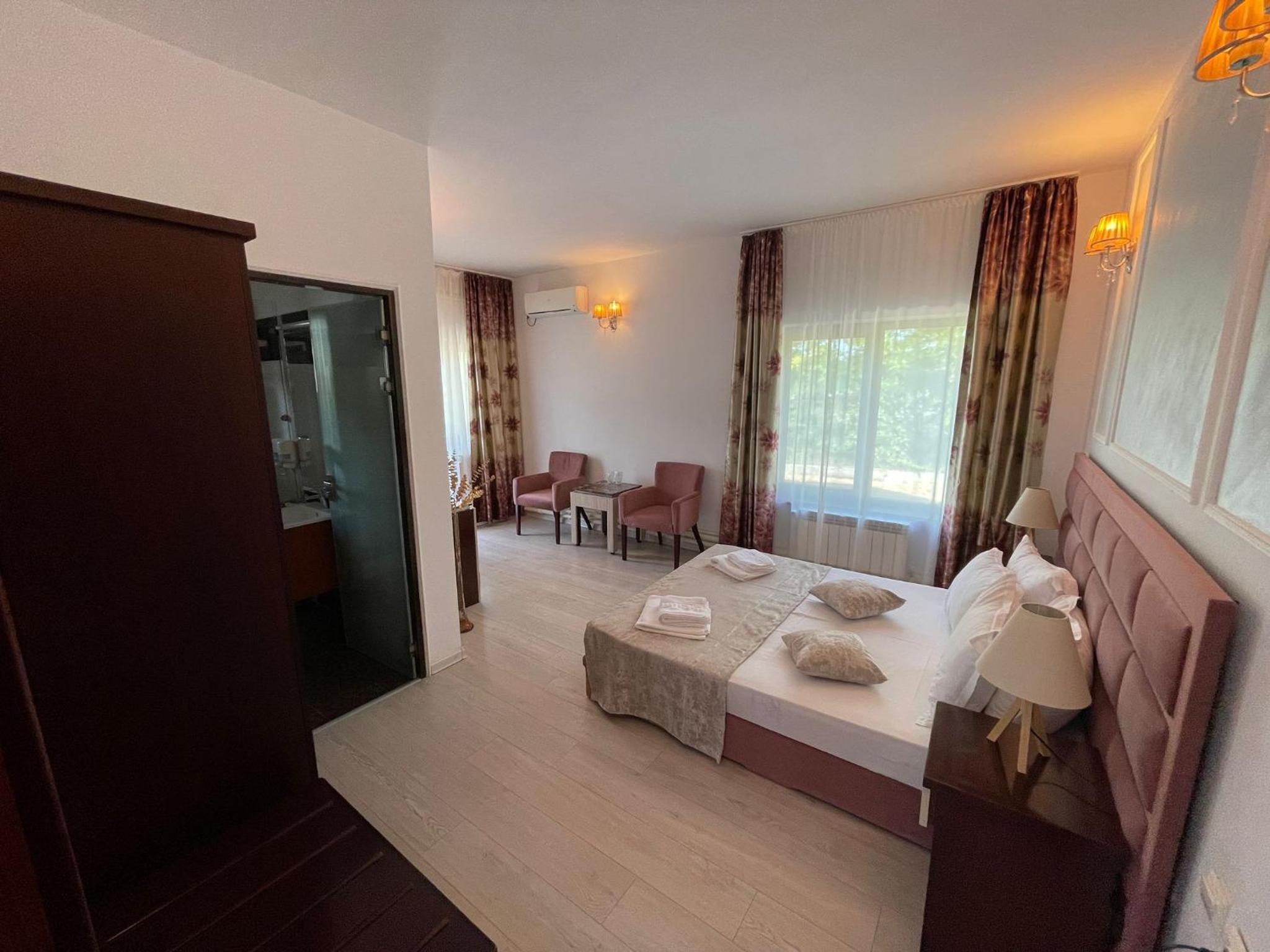 Double Room with Balcony 4*