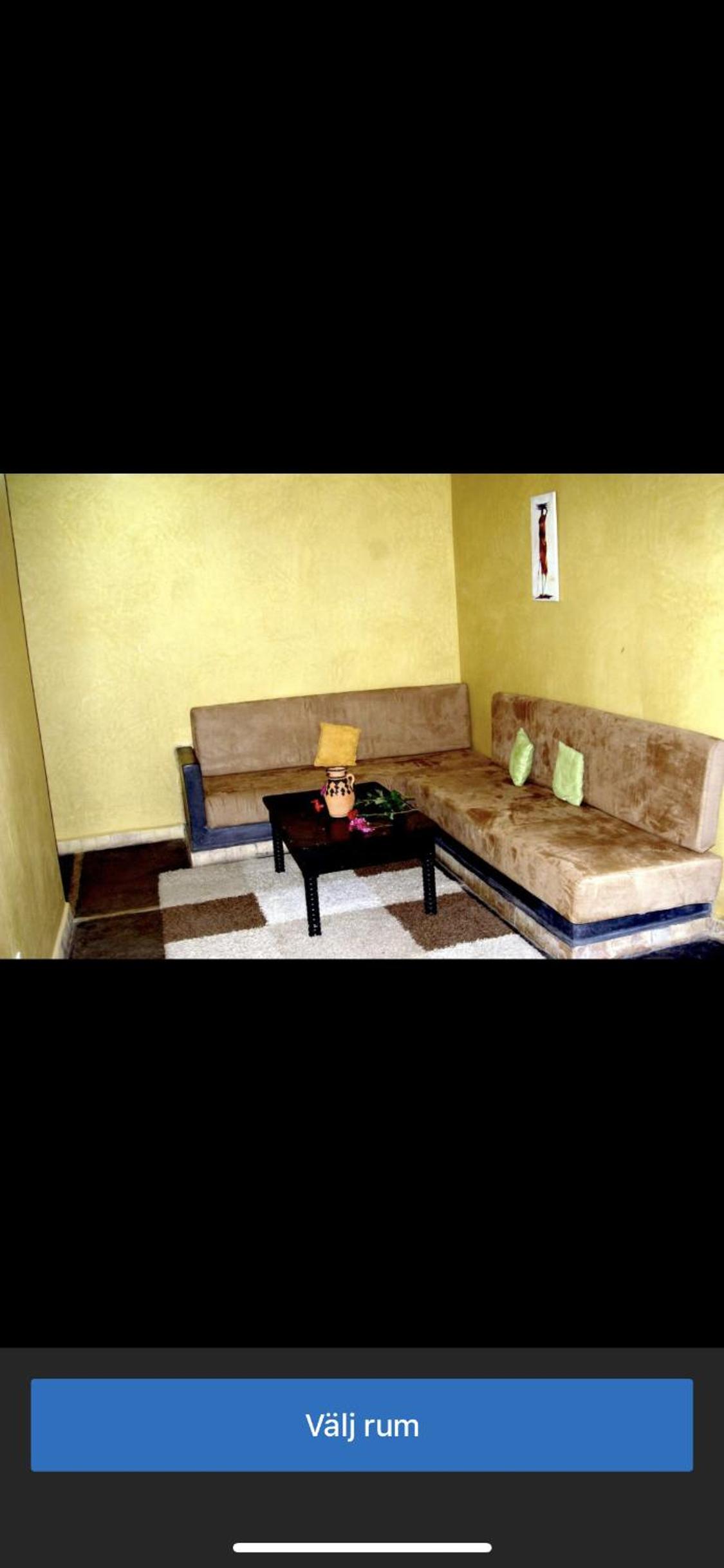 Deluxe Double Room with Balcony - Photo 6