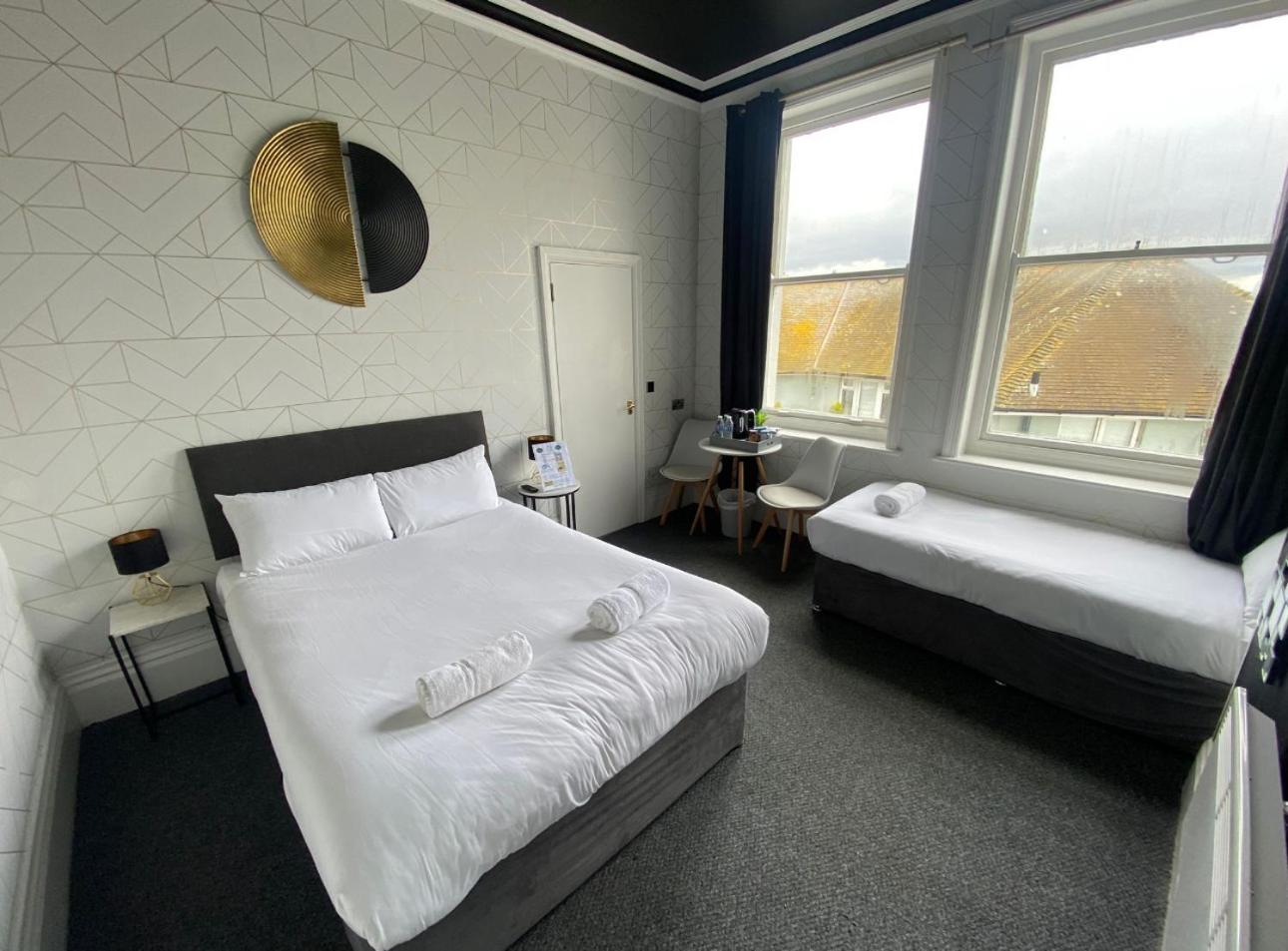 Standard Triple Room photo 3