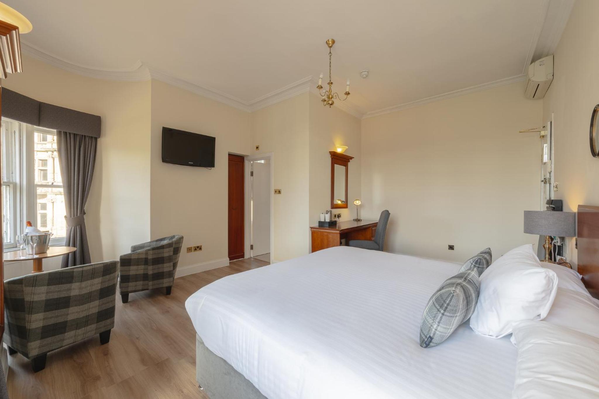 Superior Double Room - Photo 2