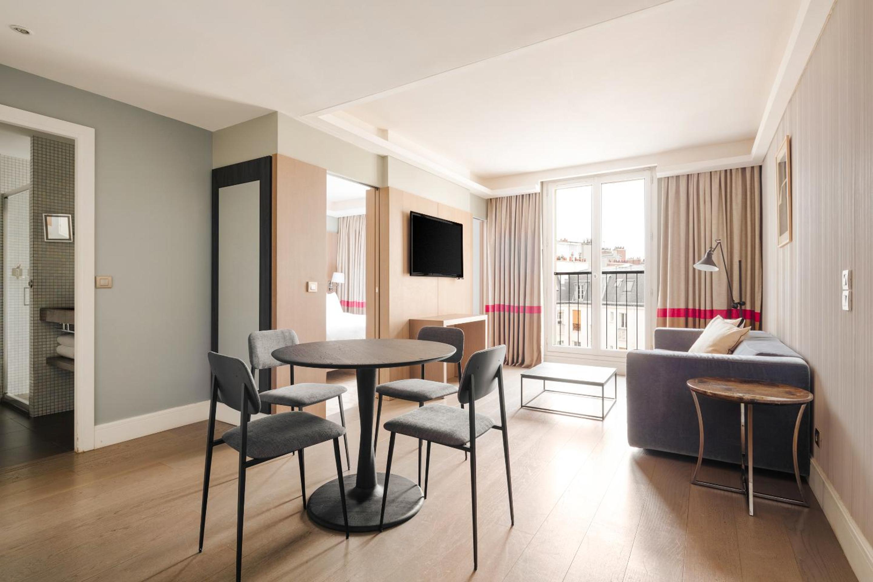 King Suite photo 2