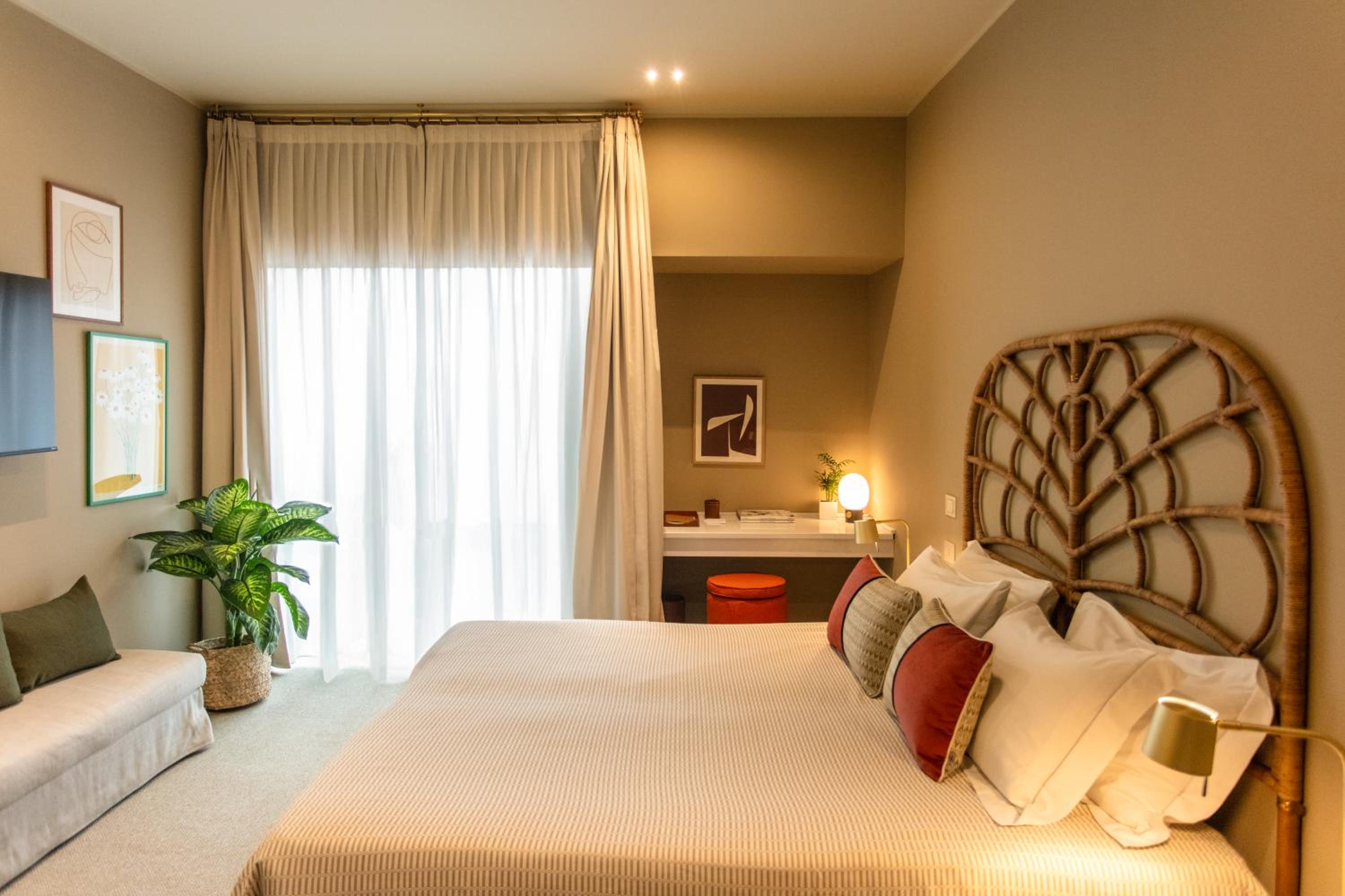 Classic Double Room - Photo 8