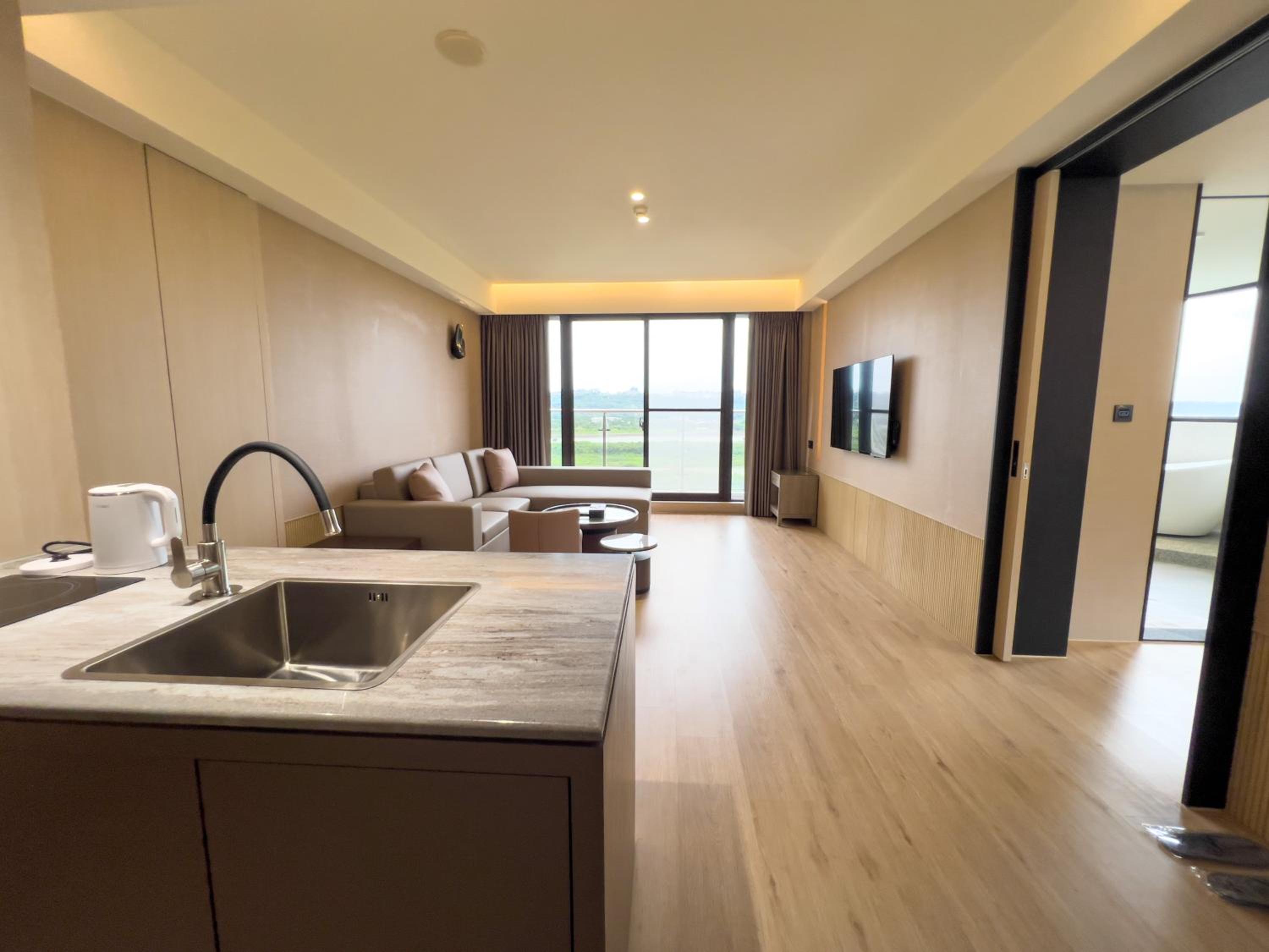 King Room with Lake View