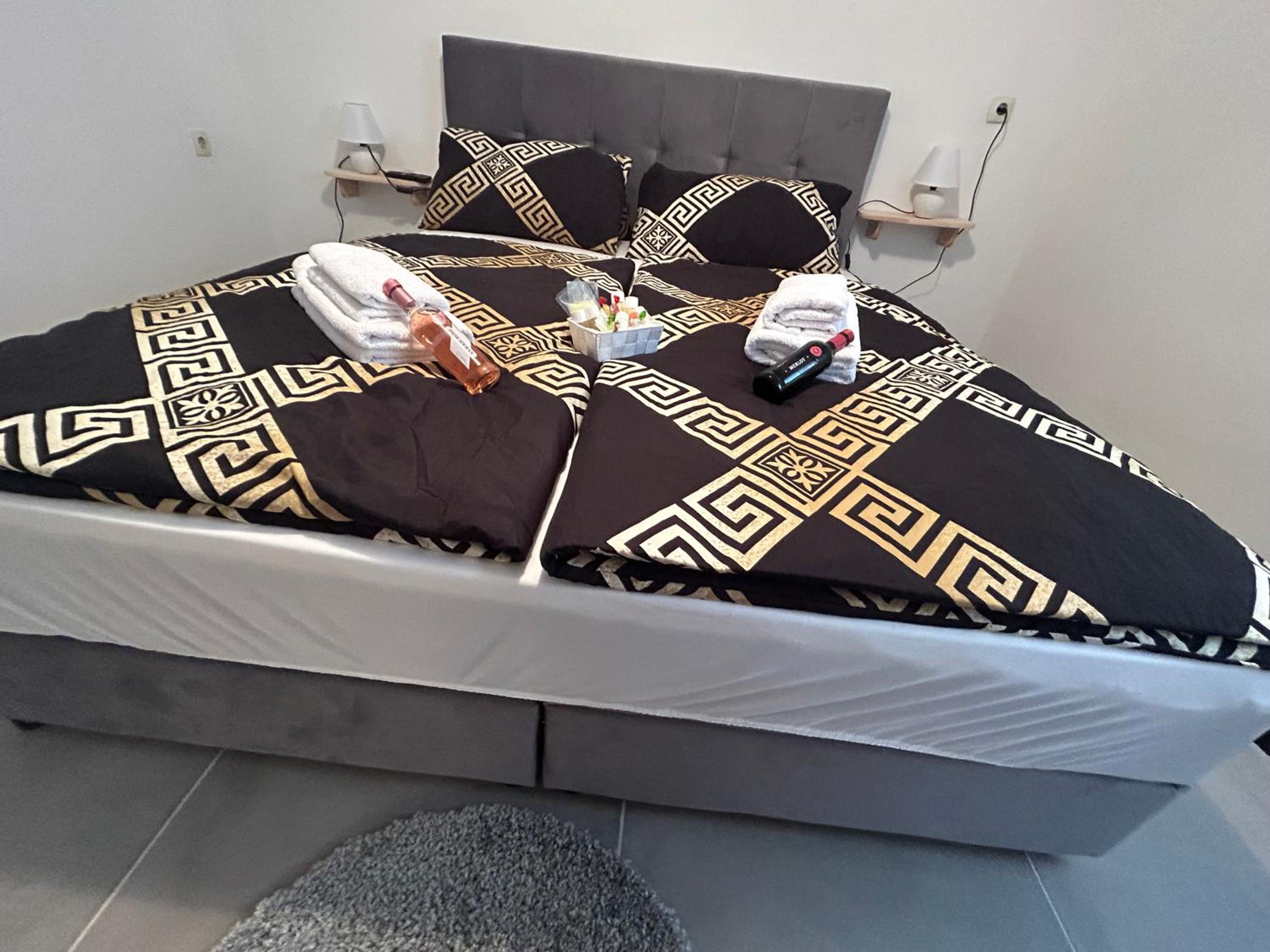 Deluxe Suite with Sea View