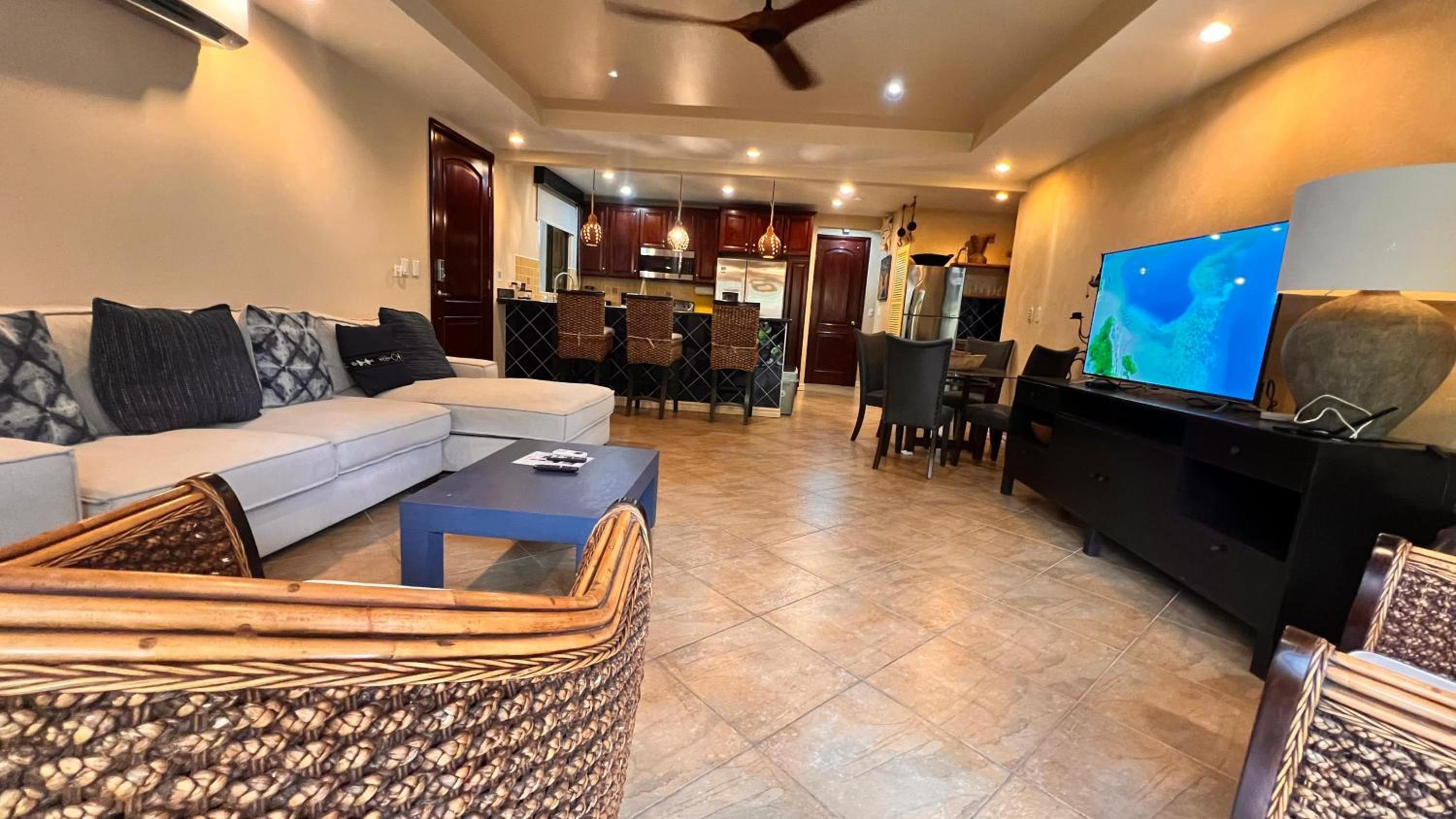 Family Room with Terrace - Photo 10
