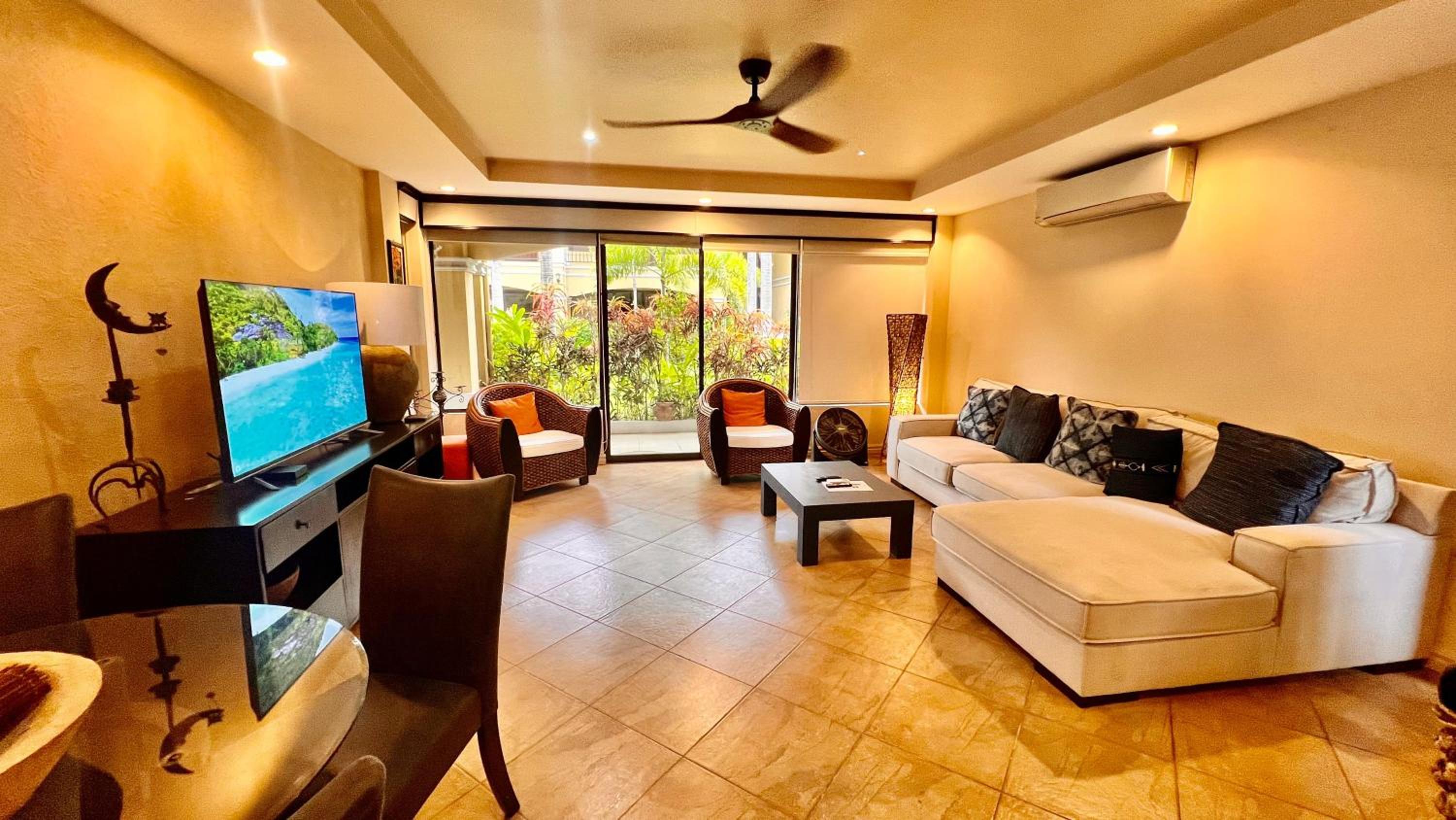 Family Room with Terrace - Photo 15