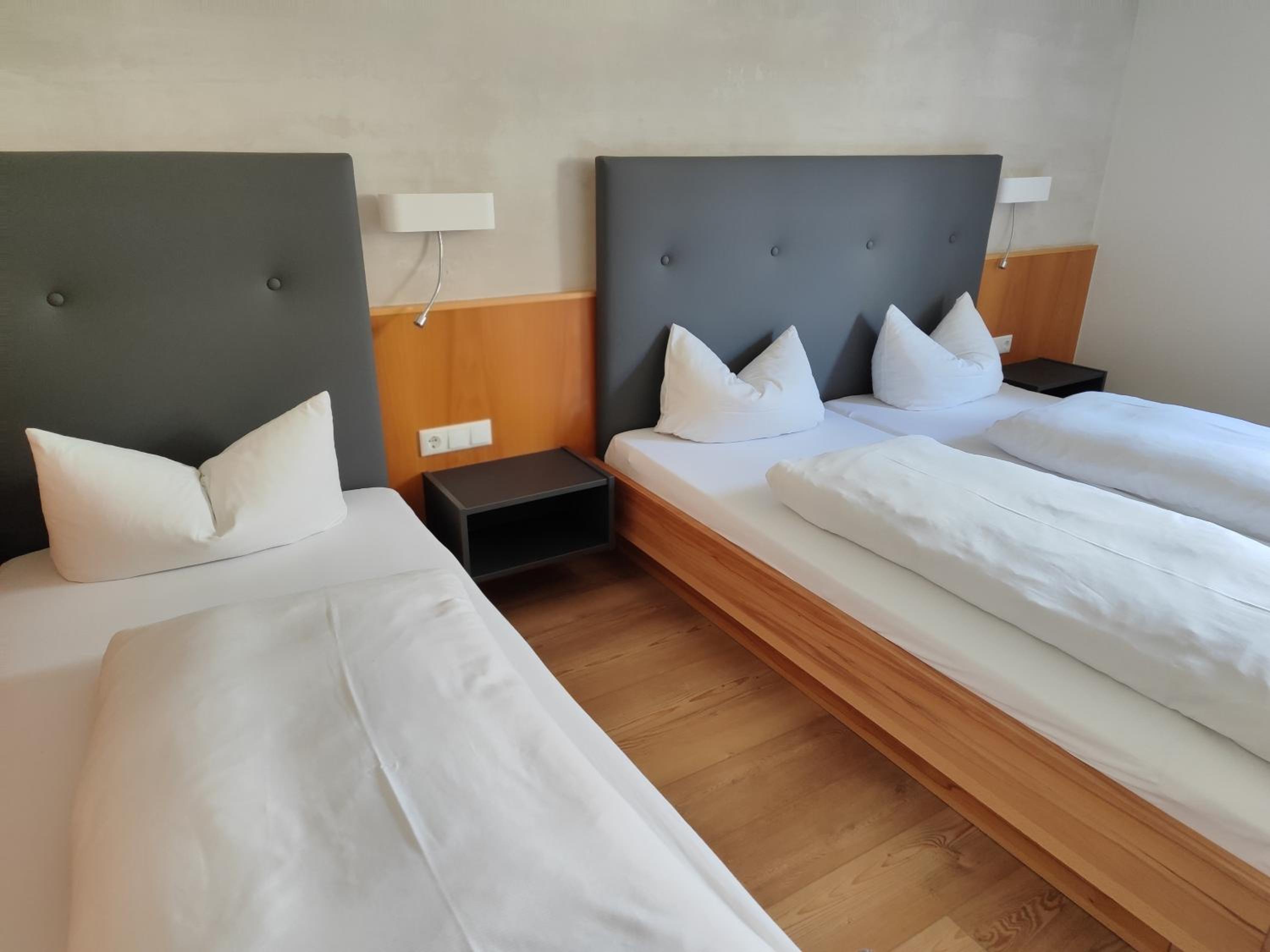 Triple Room - Photo 5