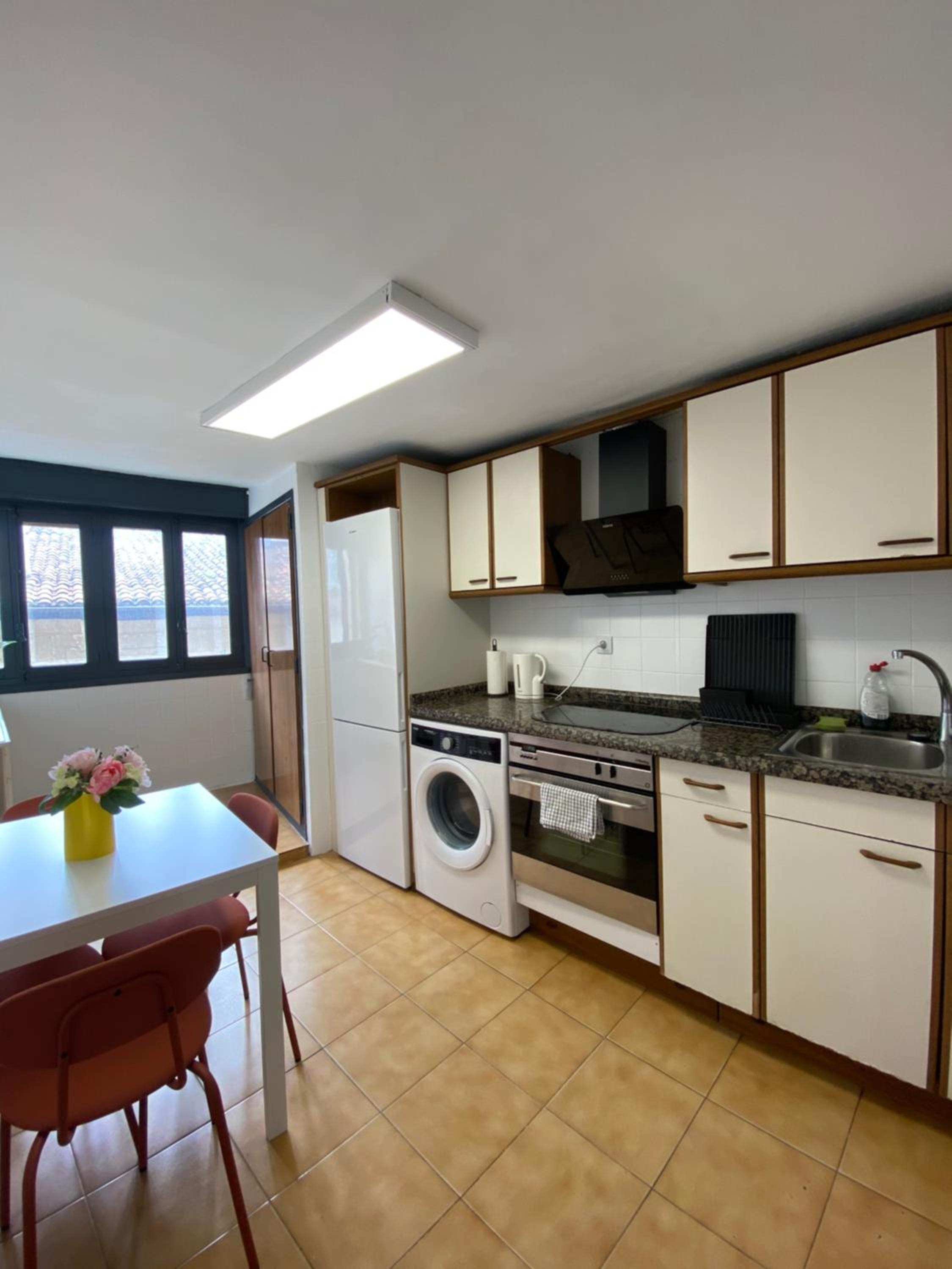 Three-Bedroom Apartment photo 2