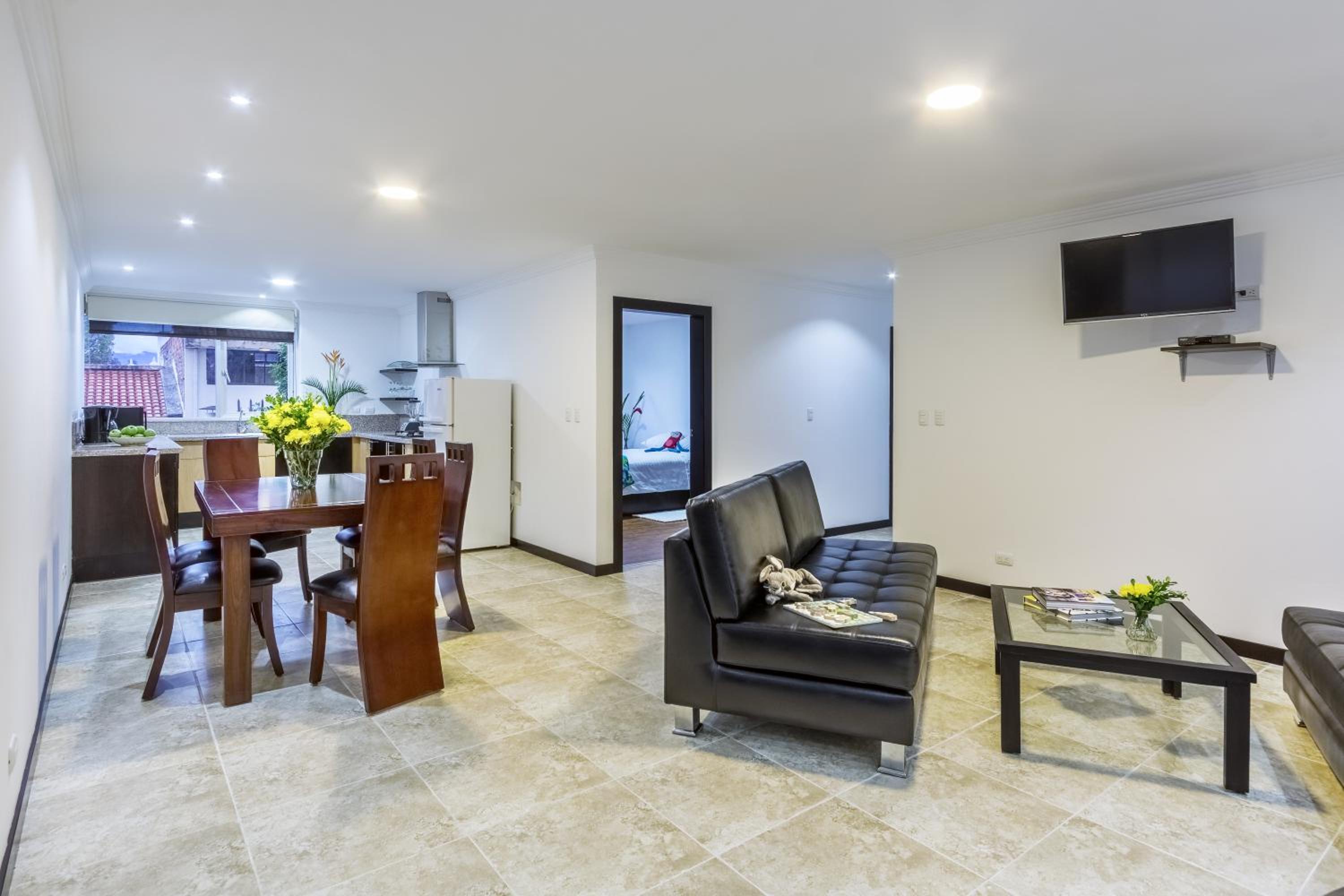 Two-Bedroom Apartment (Suite Premium 2) photo 3