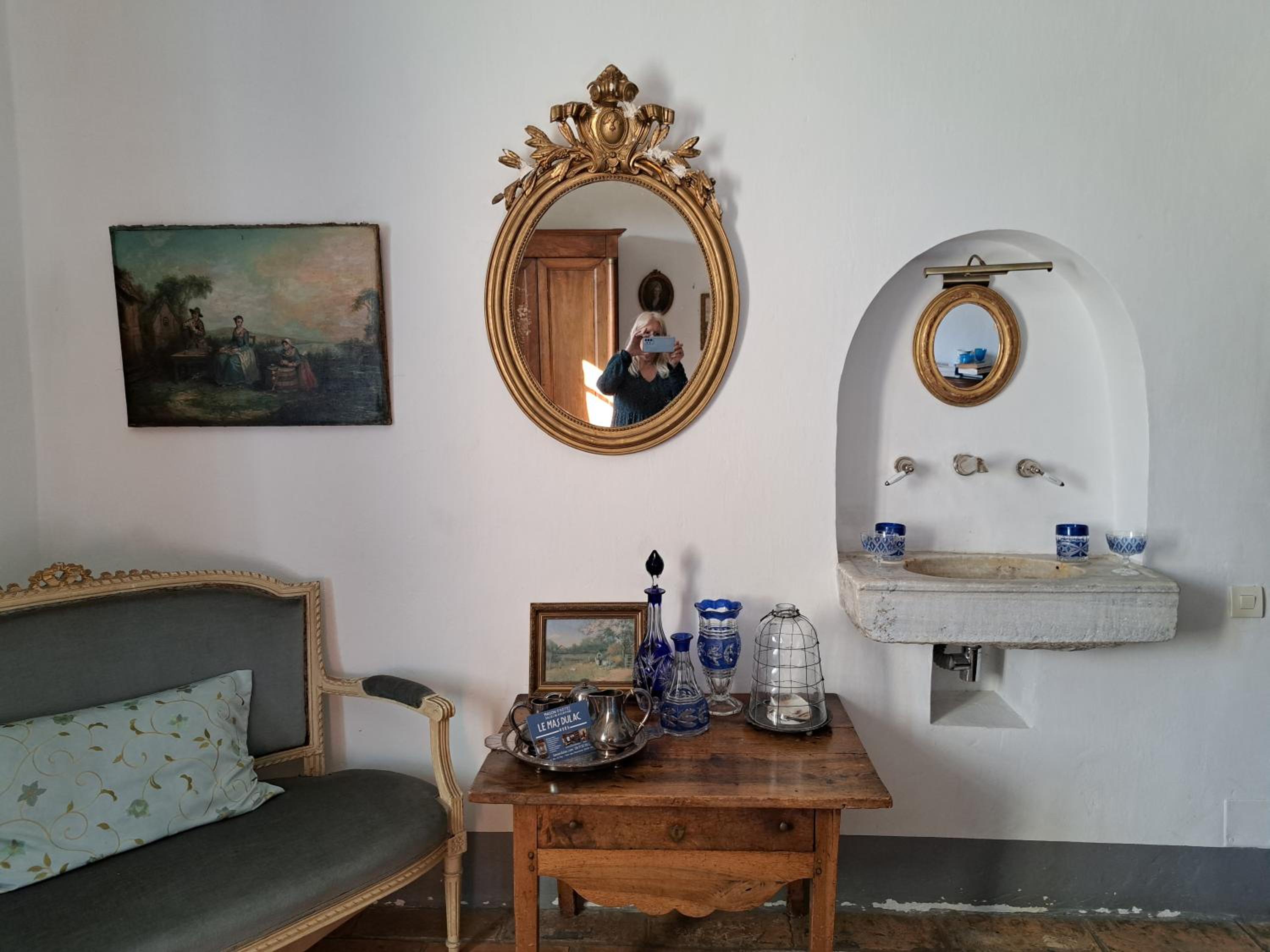 Queen Room with Garden View - Photo 3