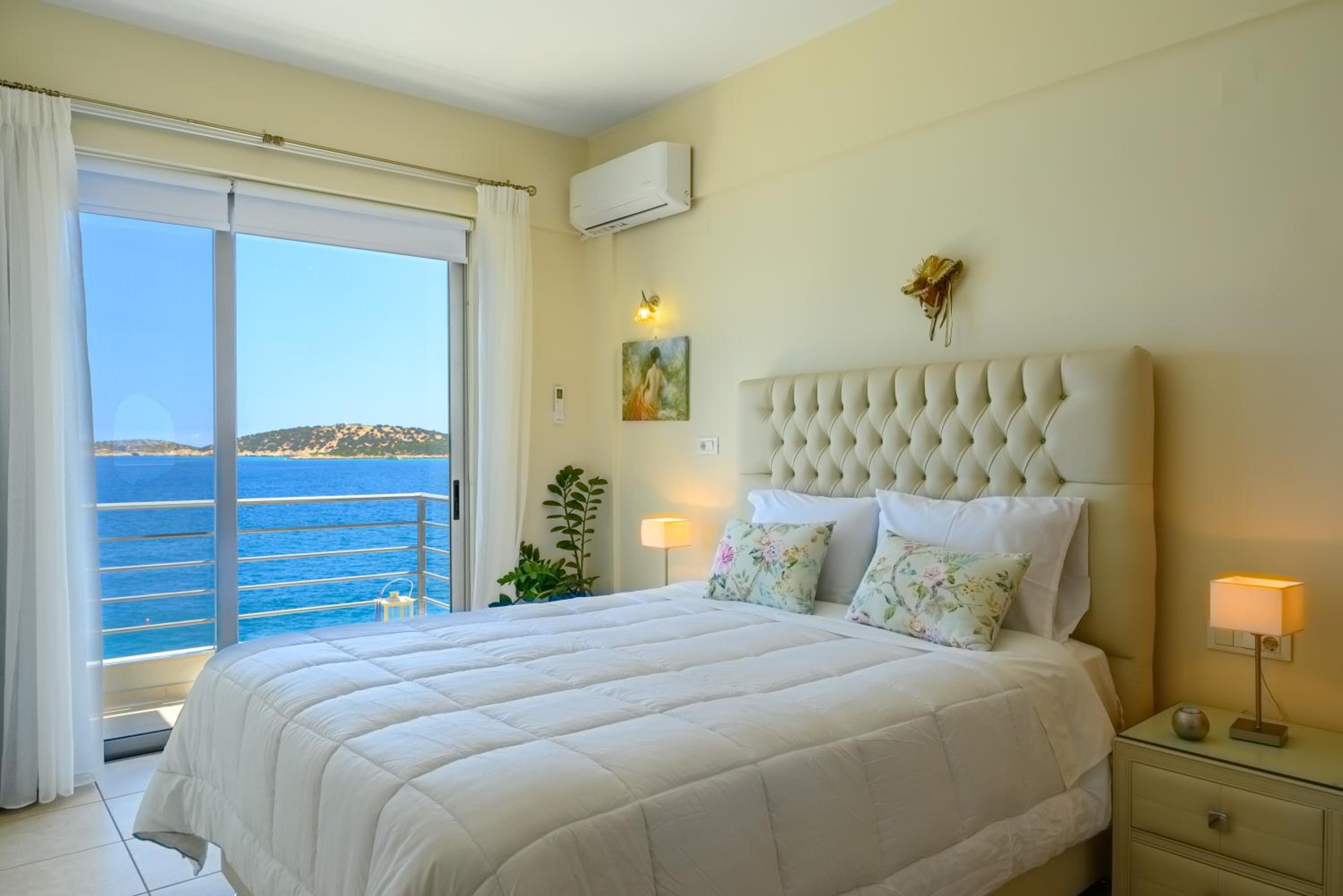 One-Bedroom Apartment with Sea View