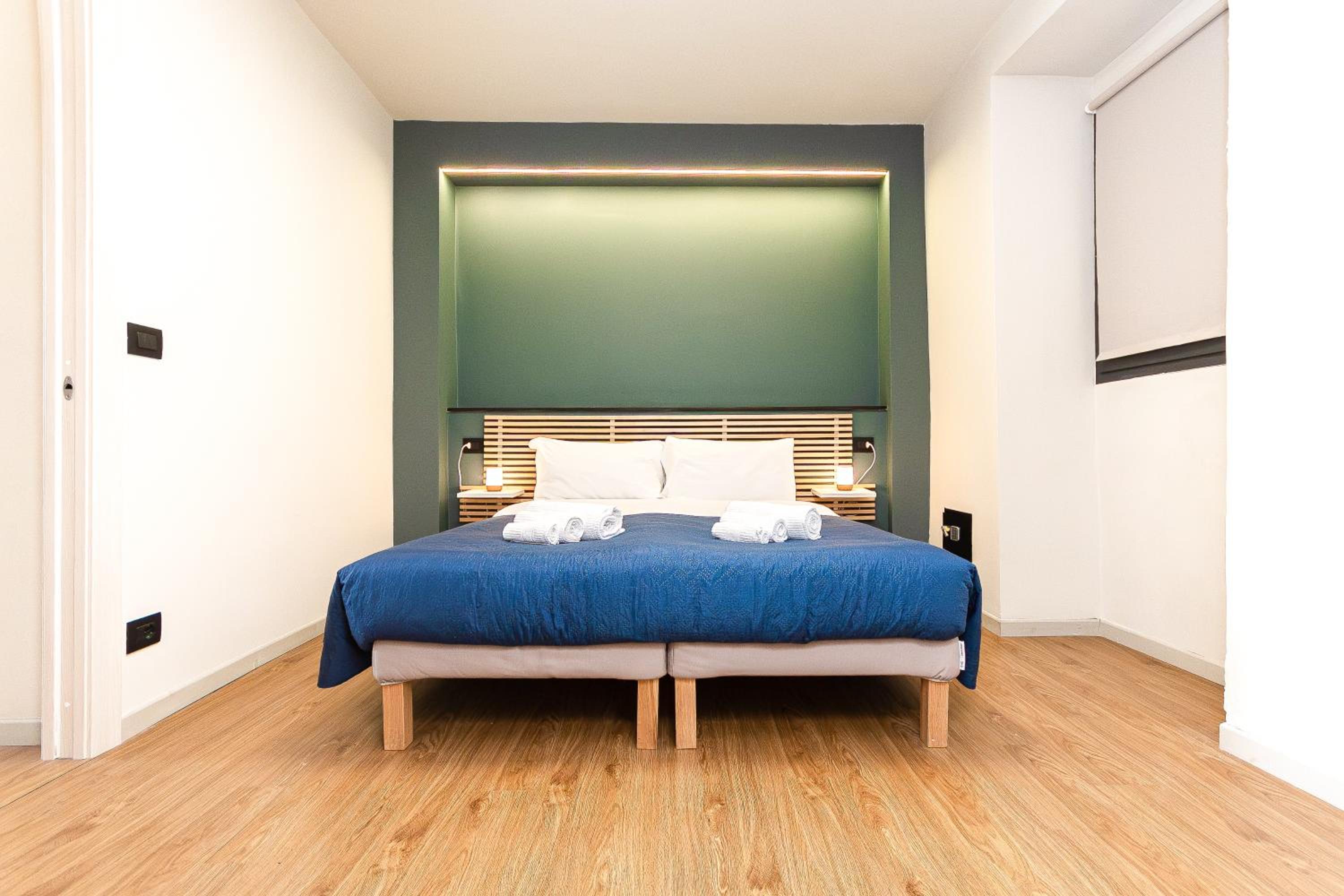 One-Bedroom Apartment with Two Bathrooms