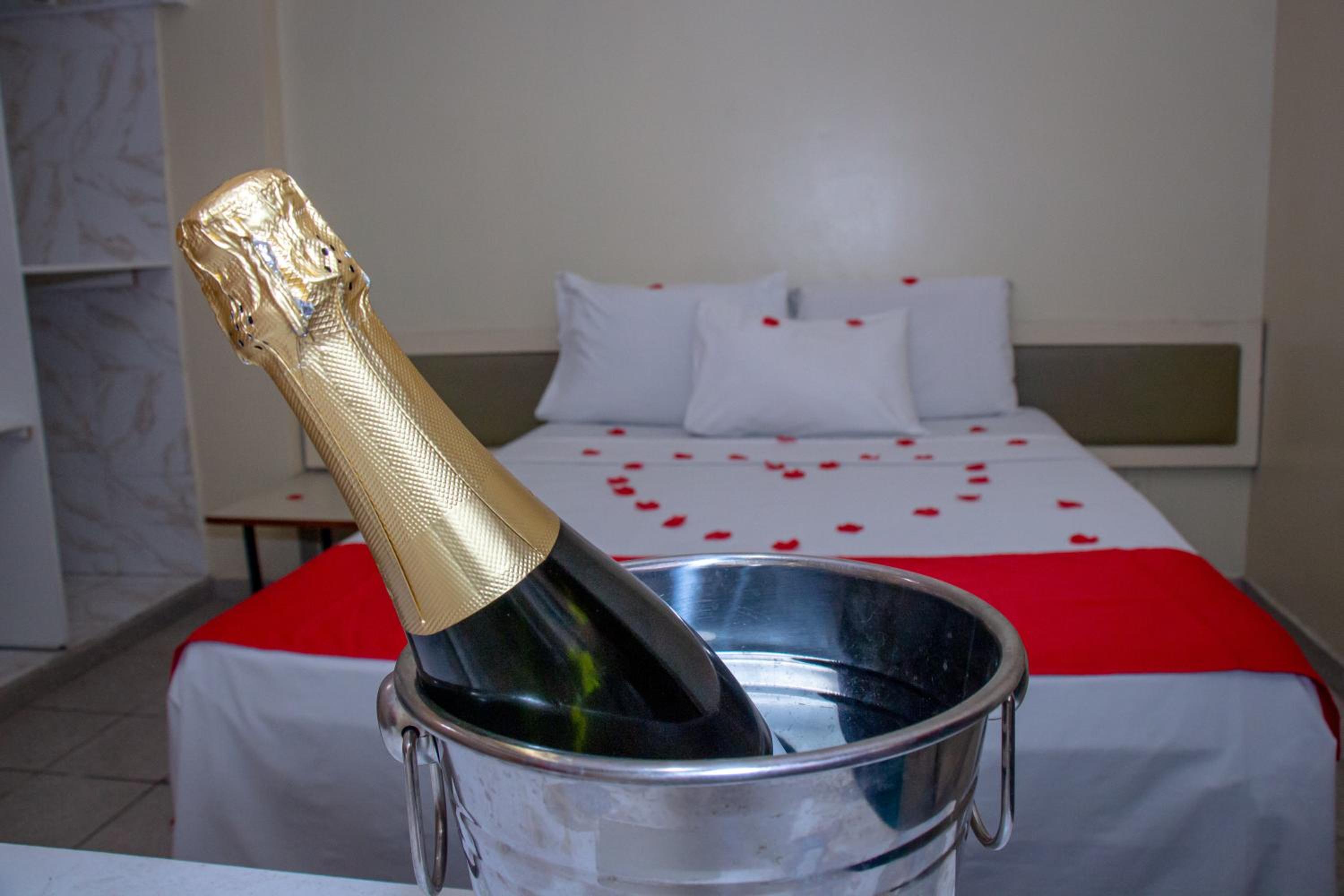 Deluxe Double Room (2 Adults + 1 Child) photo 1