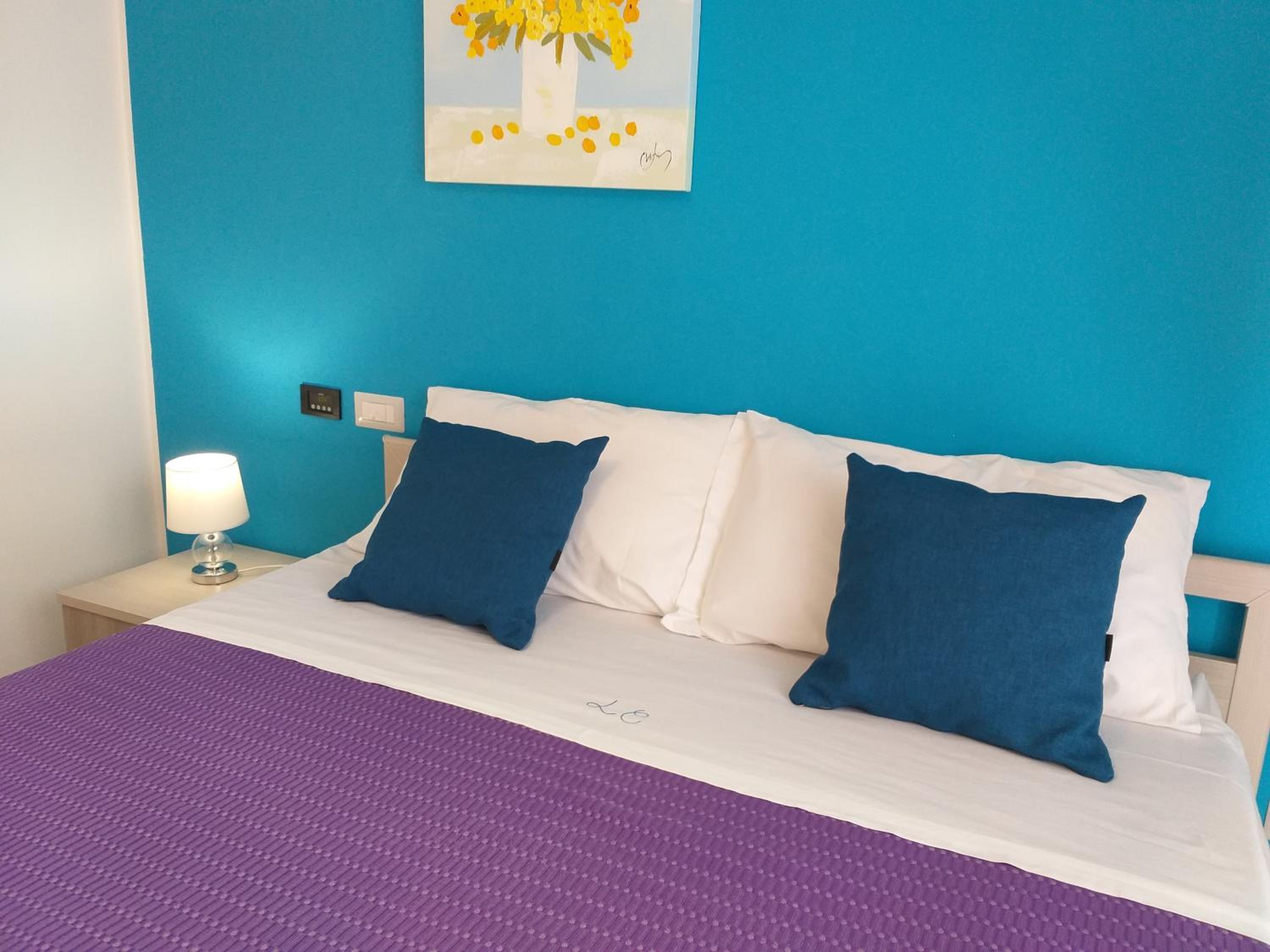 One-Bedroom House - Photo 9