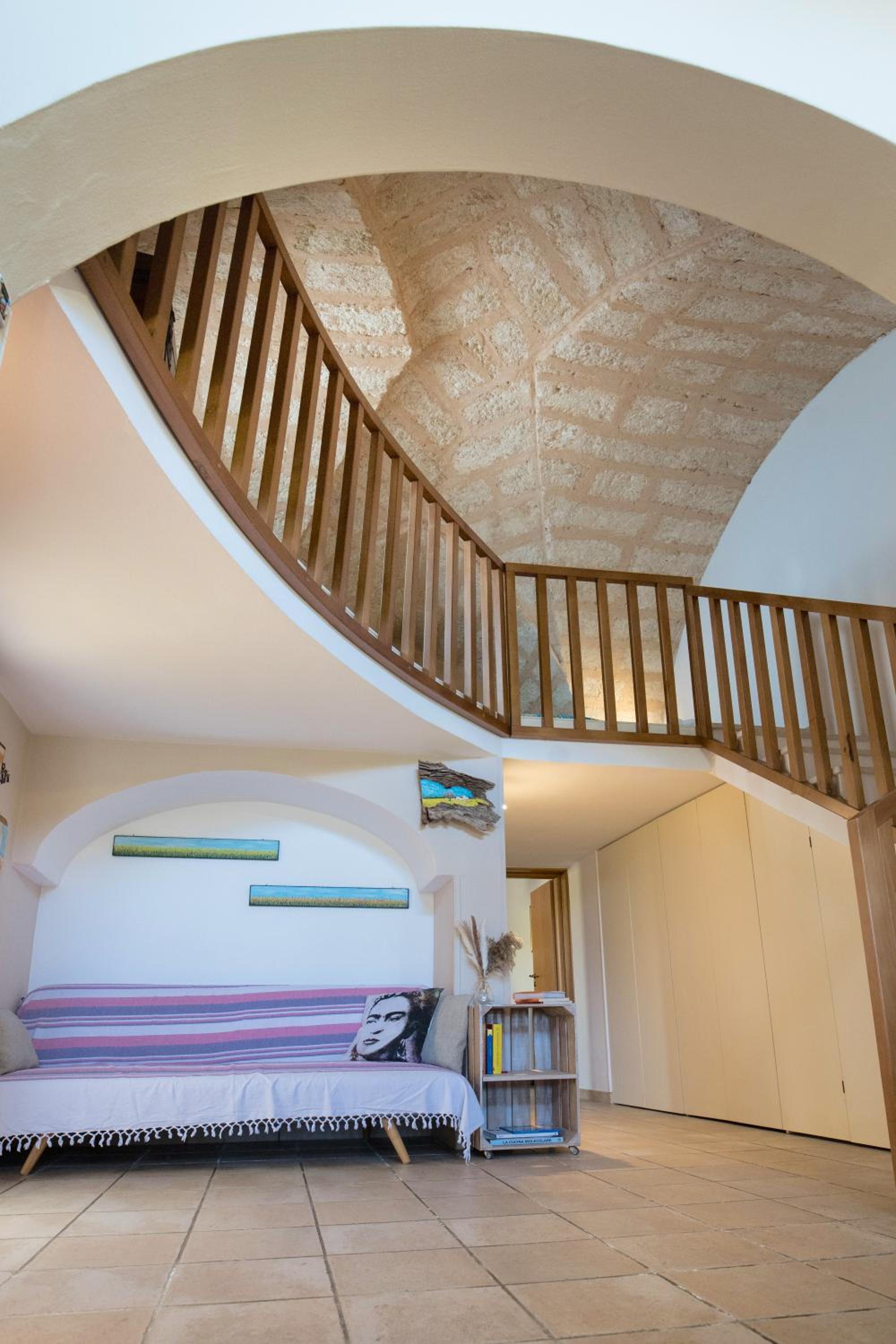 Two-Bedroom House photo 3