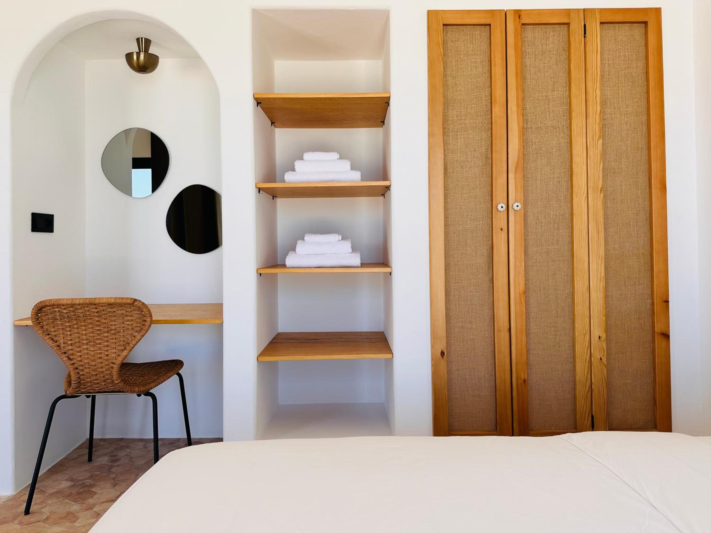 Deluxe Double Room with Sea View photo 3