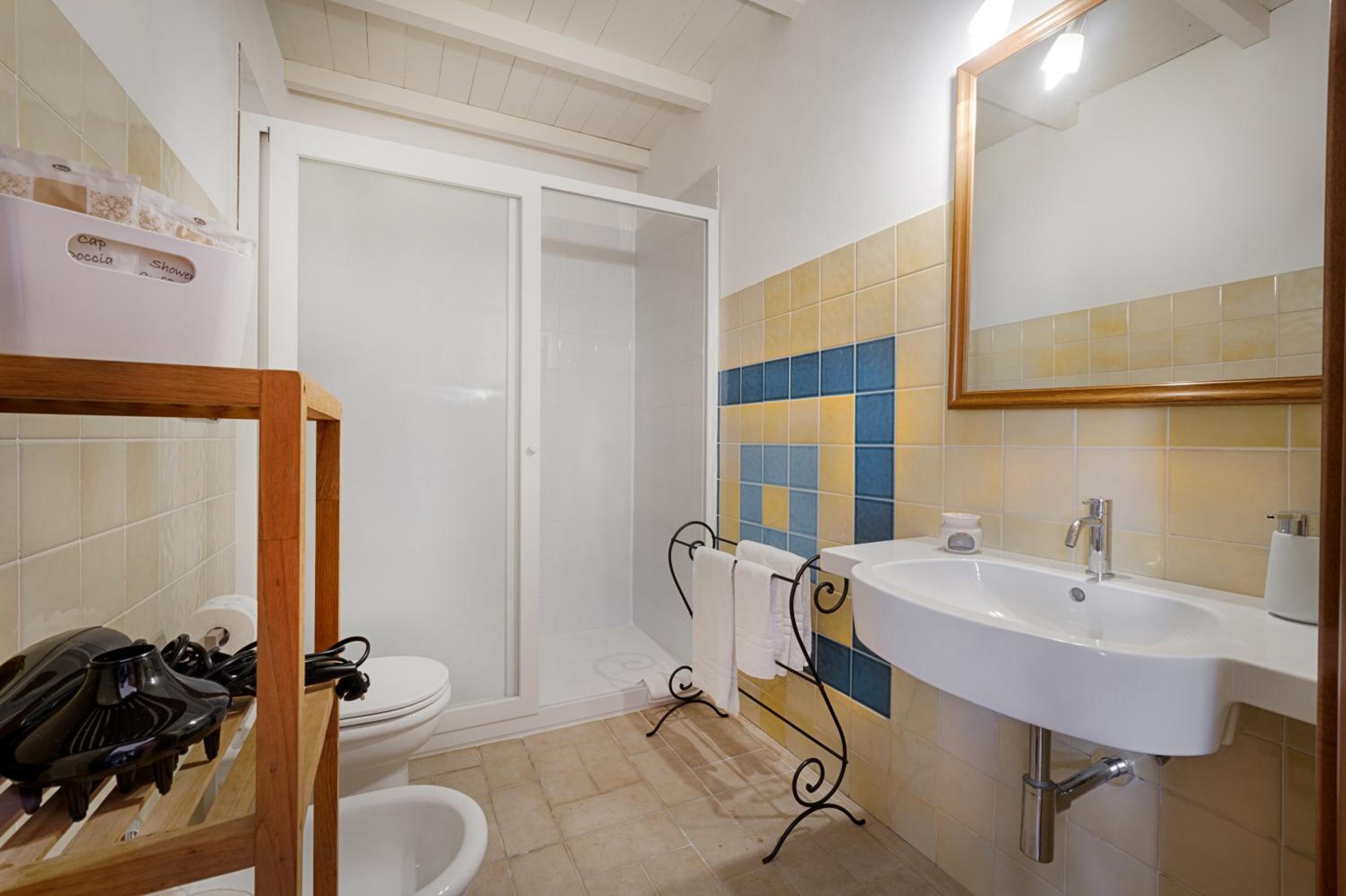 Classic Triple Room photo 3